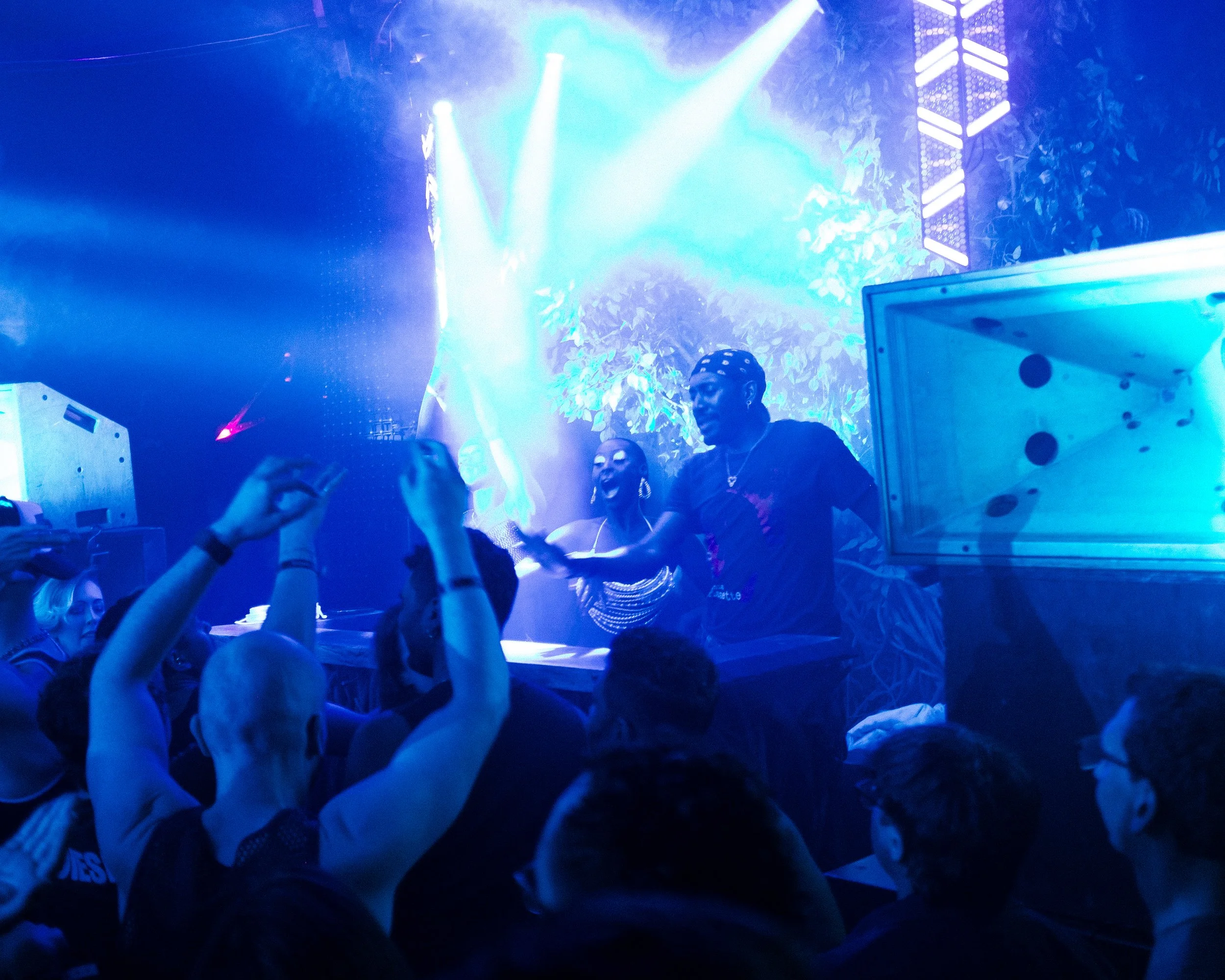Ultramaroon_4.8.26_NYC_RolandFitz-82.jpg