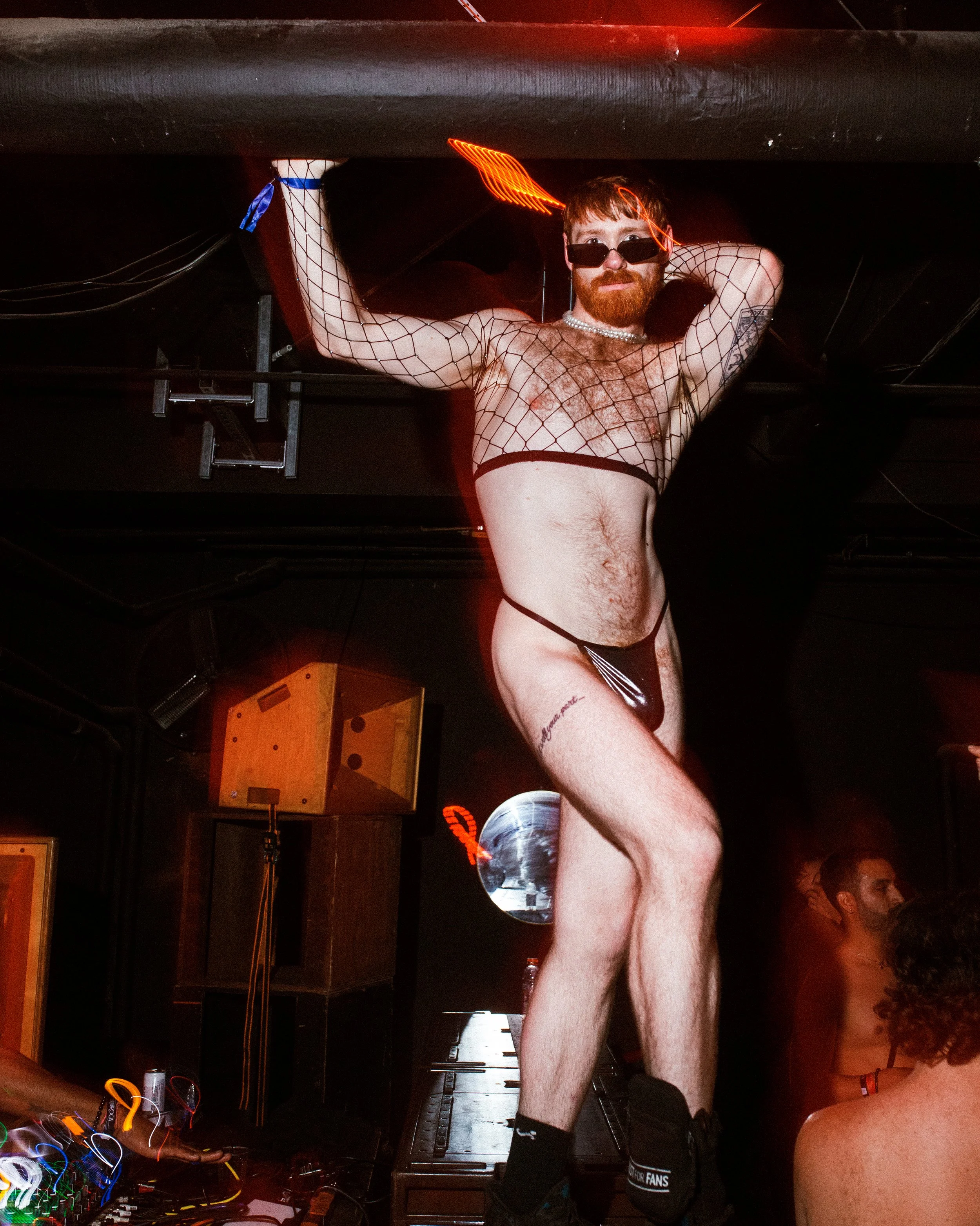 Ultramaroon_4.8.26_NYC_RolandFitz-93.jpg