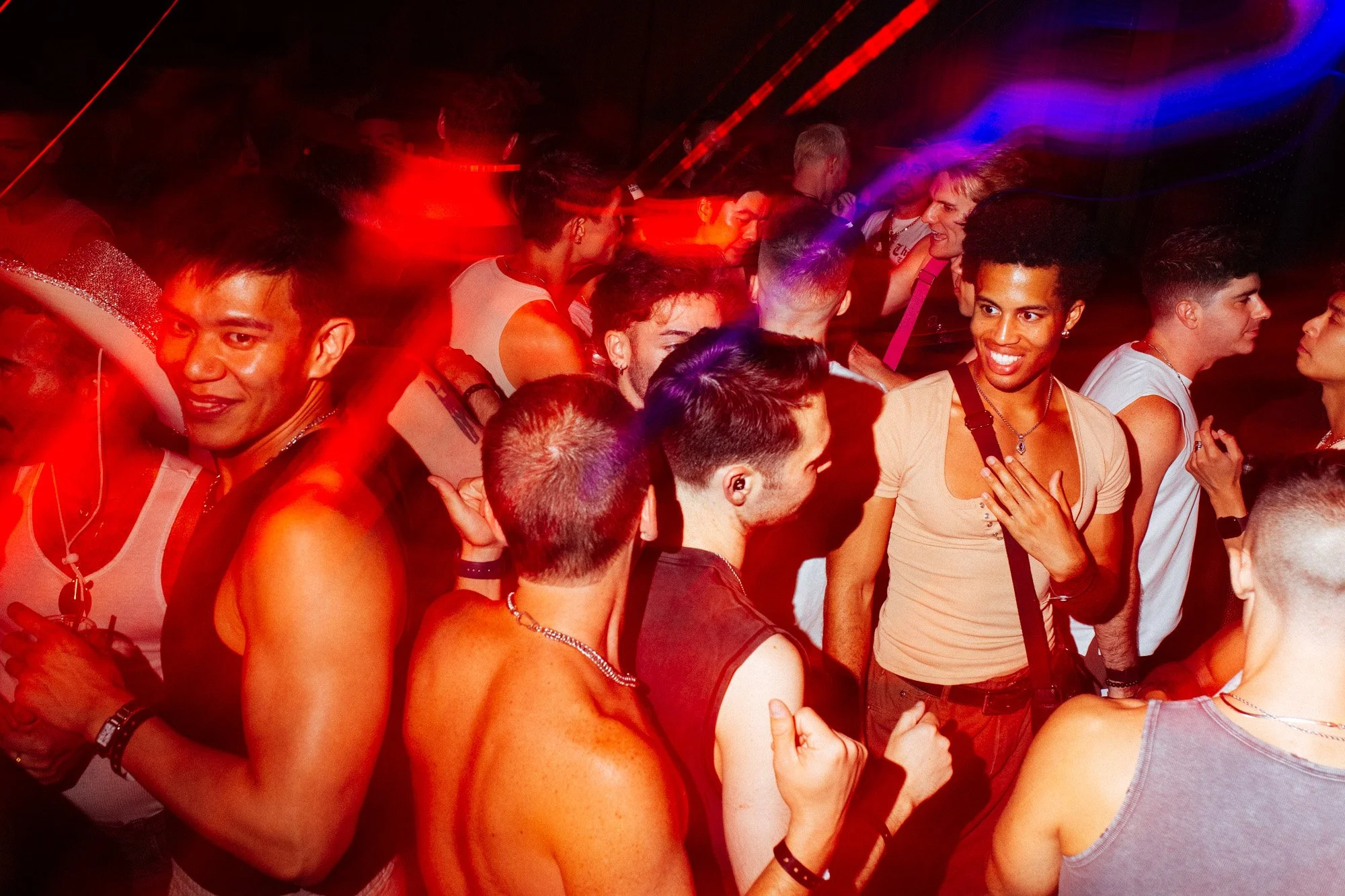 New York_EventPhotography_UltramaroonPride26_RolandFitz-19.jpg