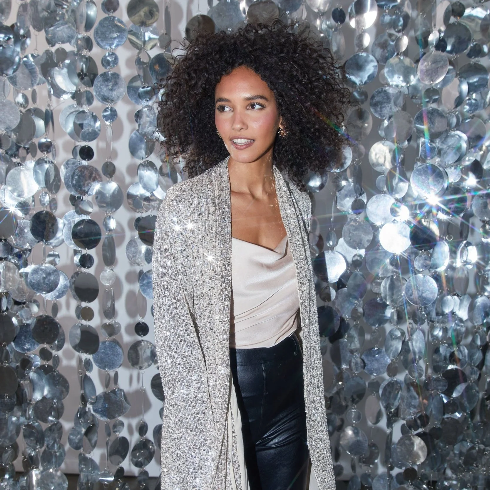 Nichole+Kreglow_studio_2024_0111_client+Stitch+Fix_photo+Tommy+Sullivan_10.jpg