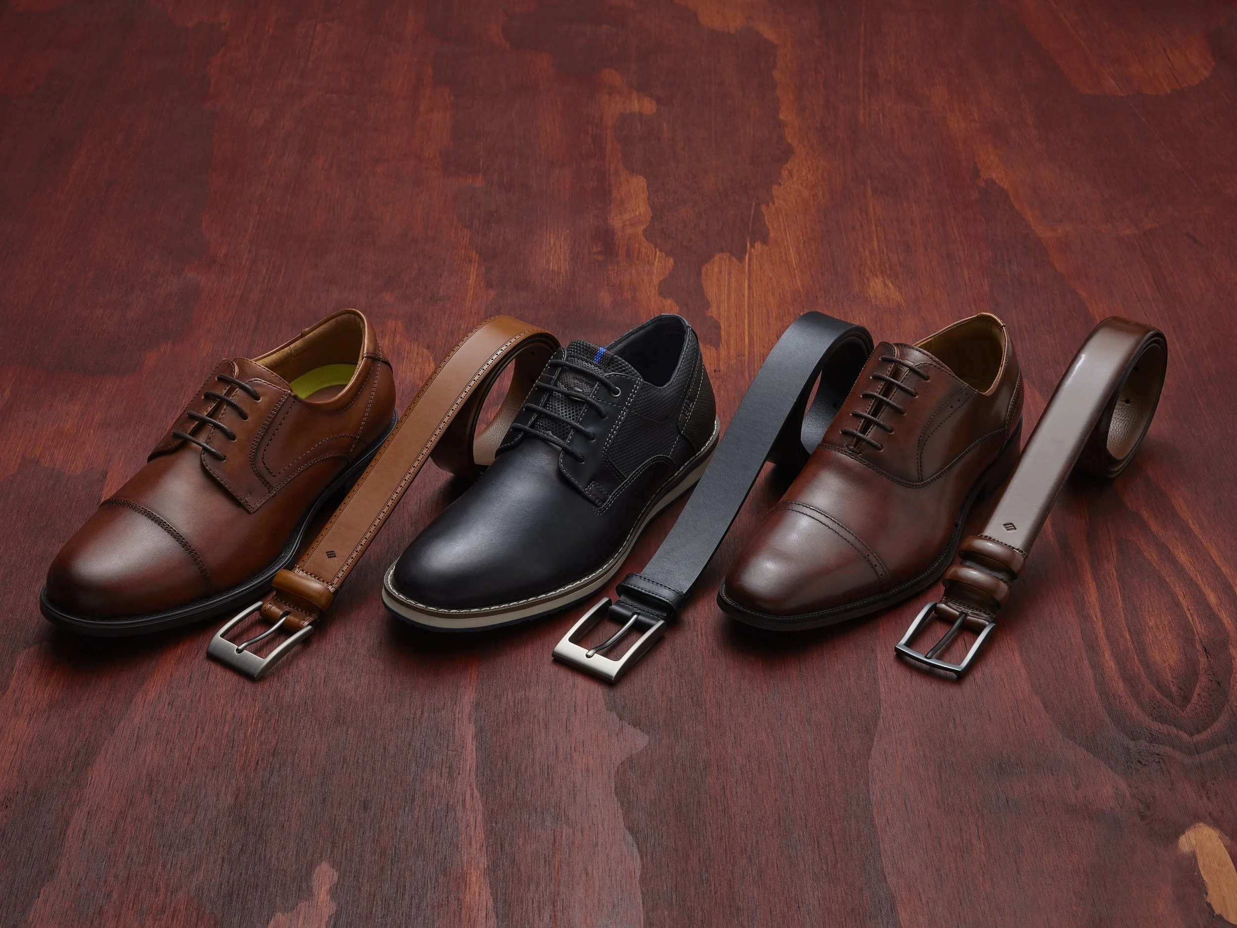 Nichole Kreglow_2024_0918_Tailored Brands_Holiday Laydown_2.jpg