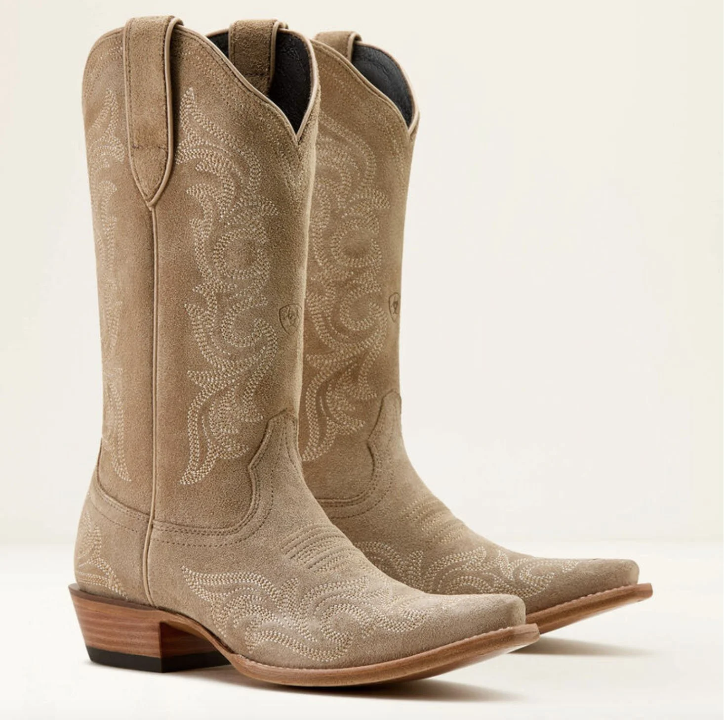 Sally Skelton_2024_1122_Ariat_36.jpg