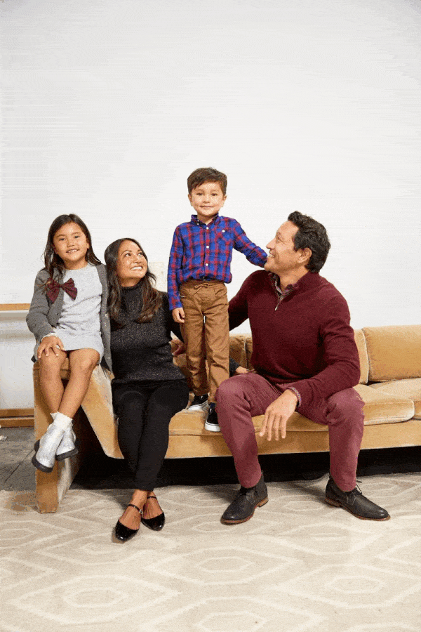 Nichole Kreglow_lifestyle_2024_0111_client Stitch Fix_photo Tommy Sullivan_79-SLOW.gif