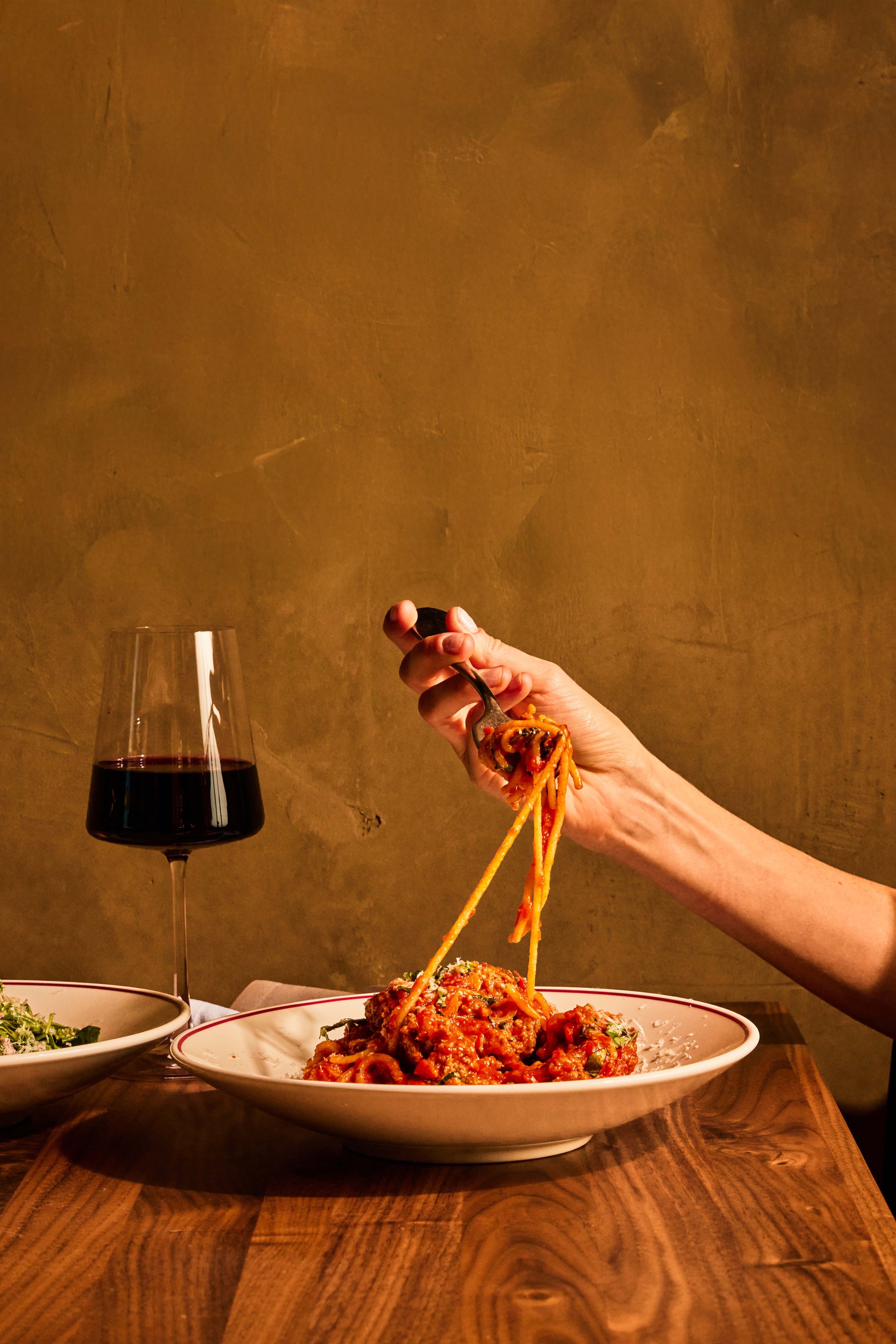 spaghetti and meatballs with red wine