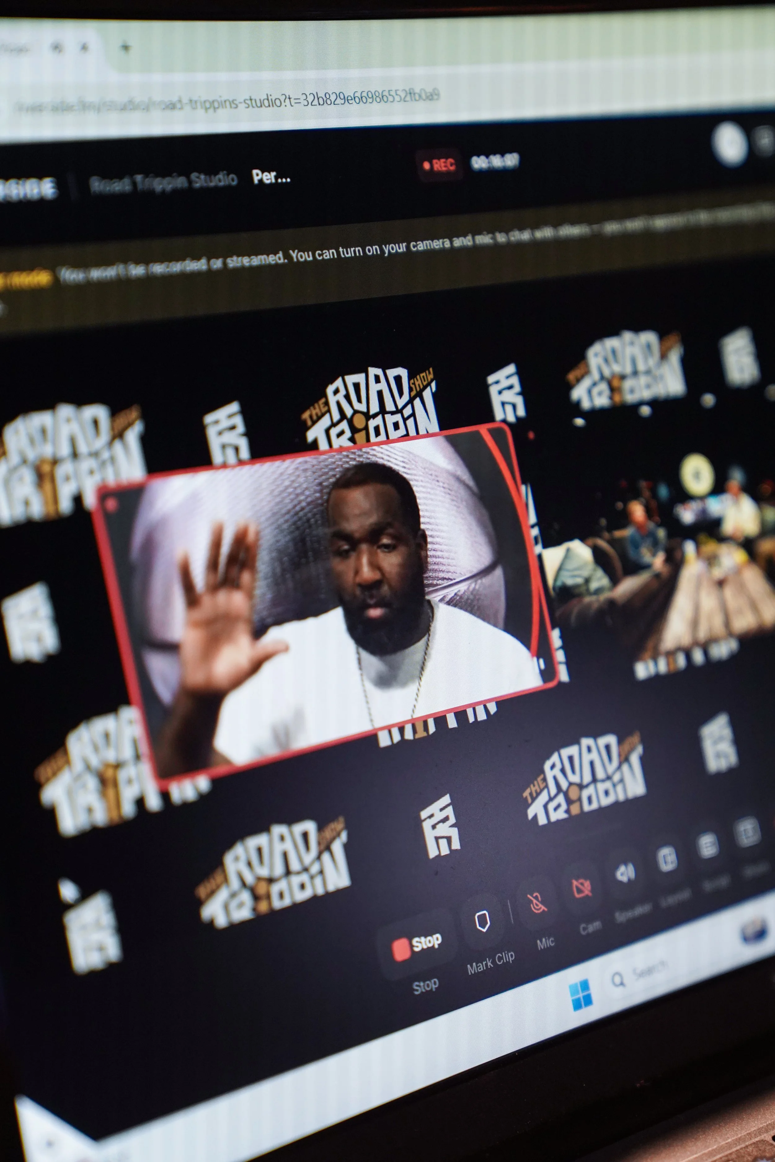 RAOD TRIPPIN PODCAST - MAKE COOL SHIT 4.jpg