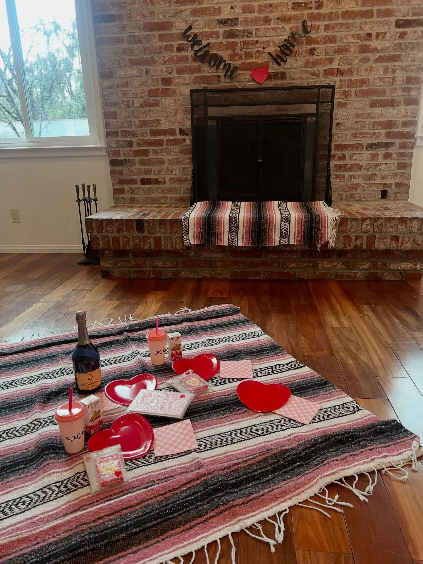 Looking back from last Valentines Day to now a few things haven&rsquo;t changed; the house still feels new, that brick that I ❤️, and the girls still like to plan picnics in this space. Let&rsquo;s be honest though they are only allowed to plan the k