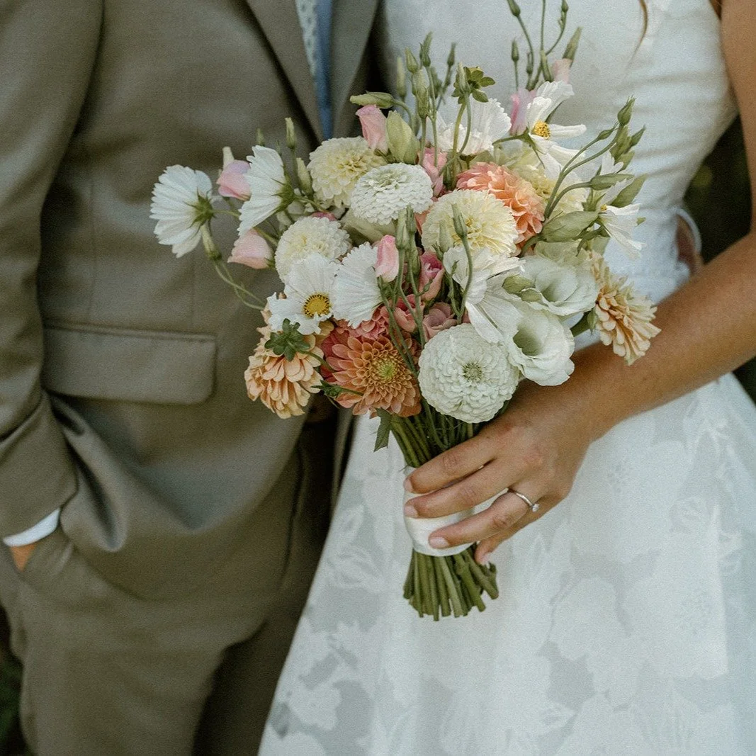 One of my favorite wedding trends: using live plants for ceremony flowers. After your wedding, plant them to create a wedding garden and watch it grow each year 🌿
This celebration was especially close to my heart- my sister &amp; her husband 🤍

Ven