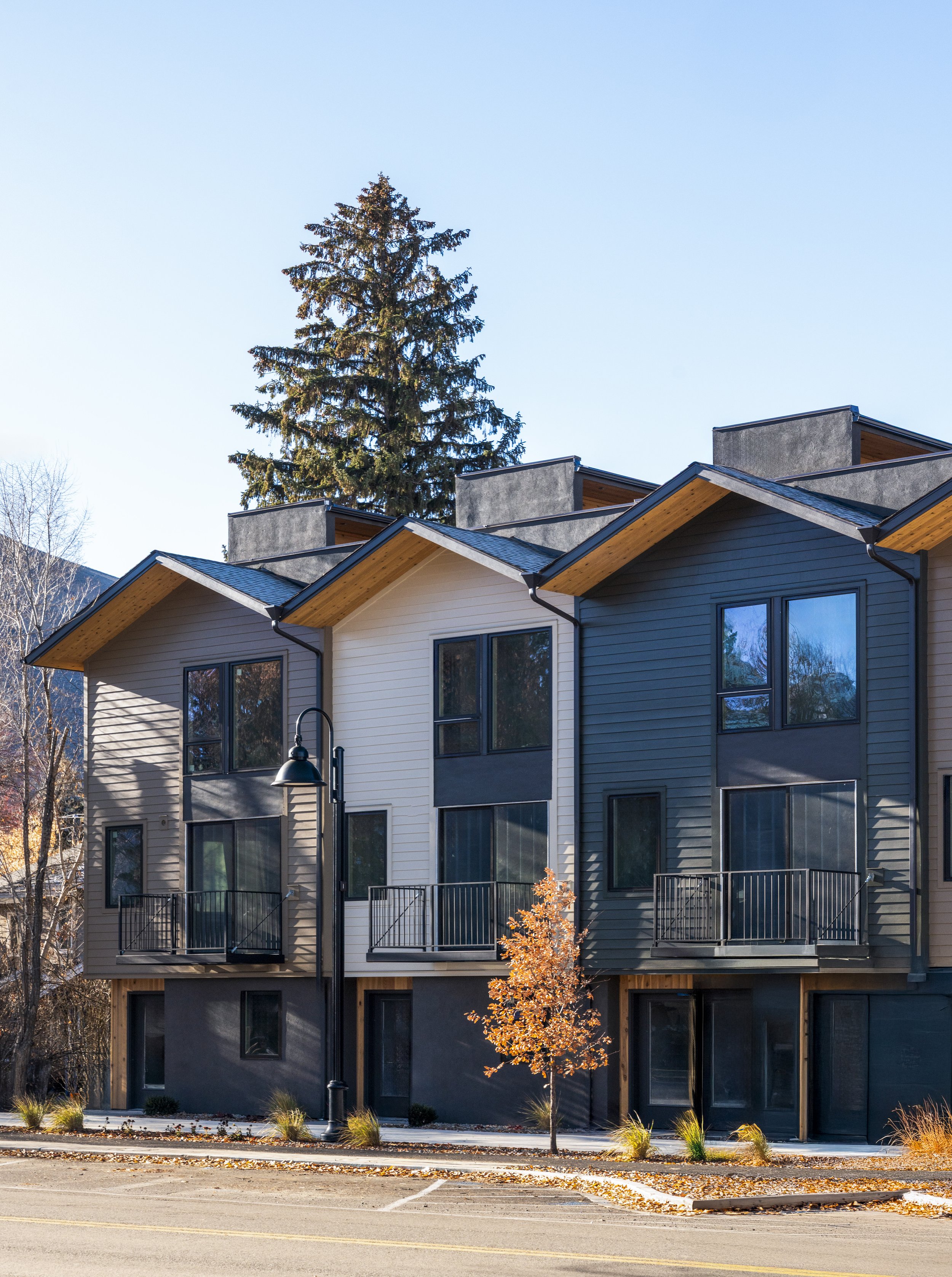 Mid River Townhomes - November 21 2025 - 17-Edit.jpg