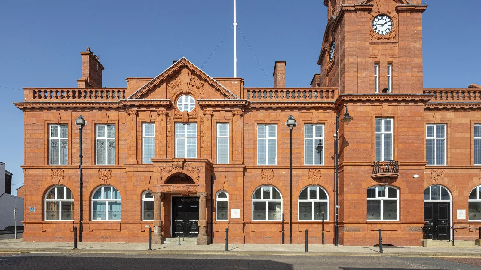 Petition Stop destruction of Westhoughton Town Hall — My Westhoughton