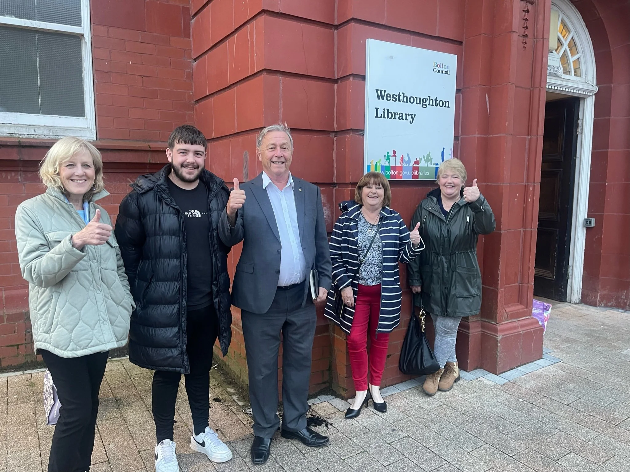 Councillors back listed status for Westhoughton town hall and library