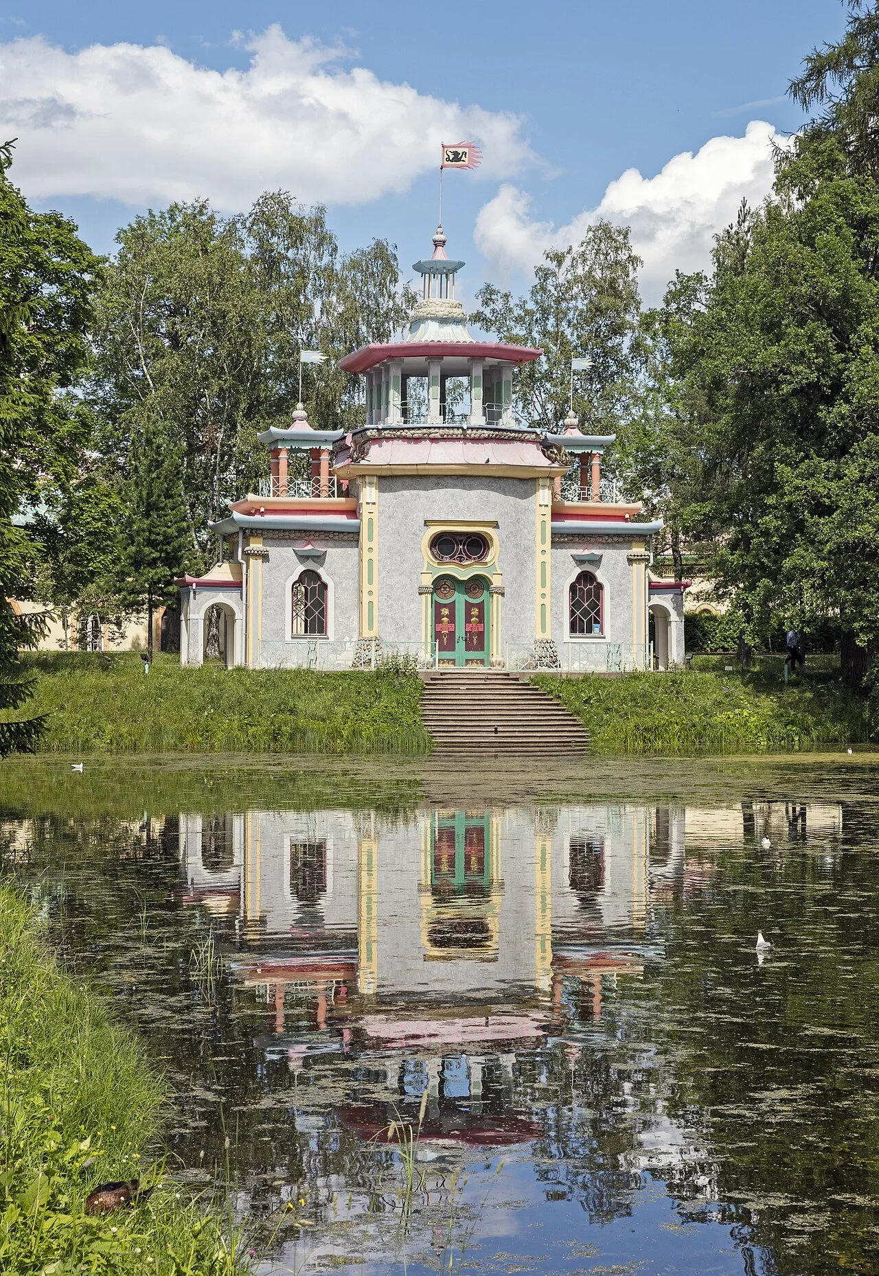 RUS-2016-Pushkin-Catherine_Park-Chinese_Summer_House.jpg