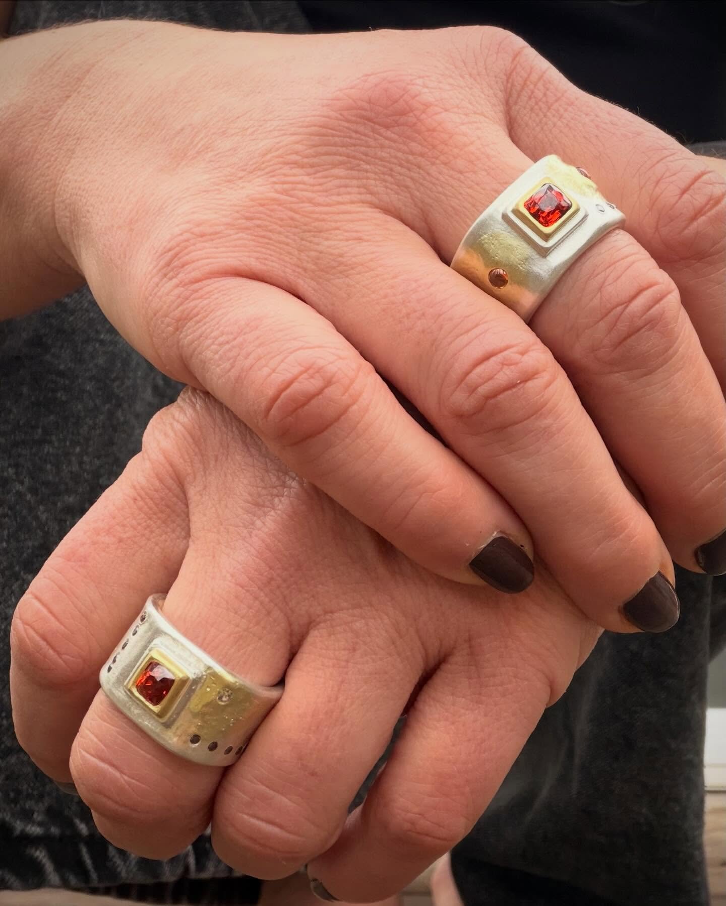 GARNET CIGAR BANDS / EMBOLDENED / 2026
.
-Fine silver/ 22k gold/ garnets/ diamonds/ sapphires 
.
#bigsurgoldsmiths 
#studiojewelry 
#authenticjewelry 
#jewelryart