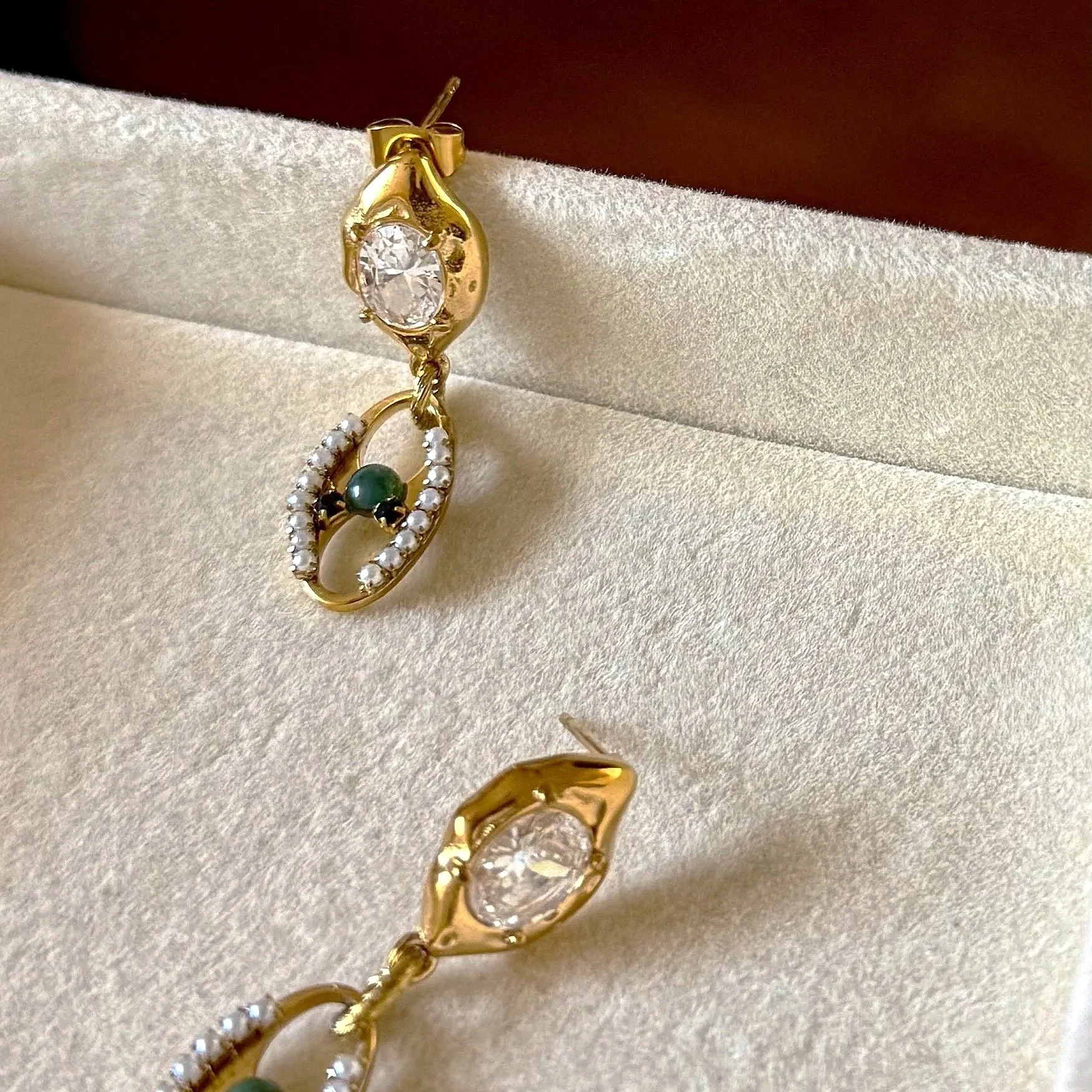 Pearly Rock Earrings