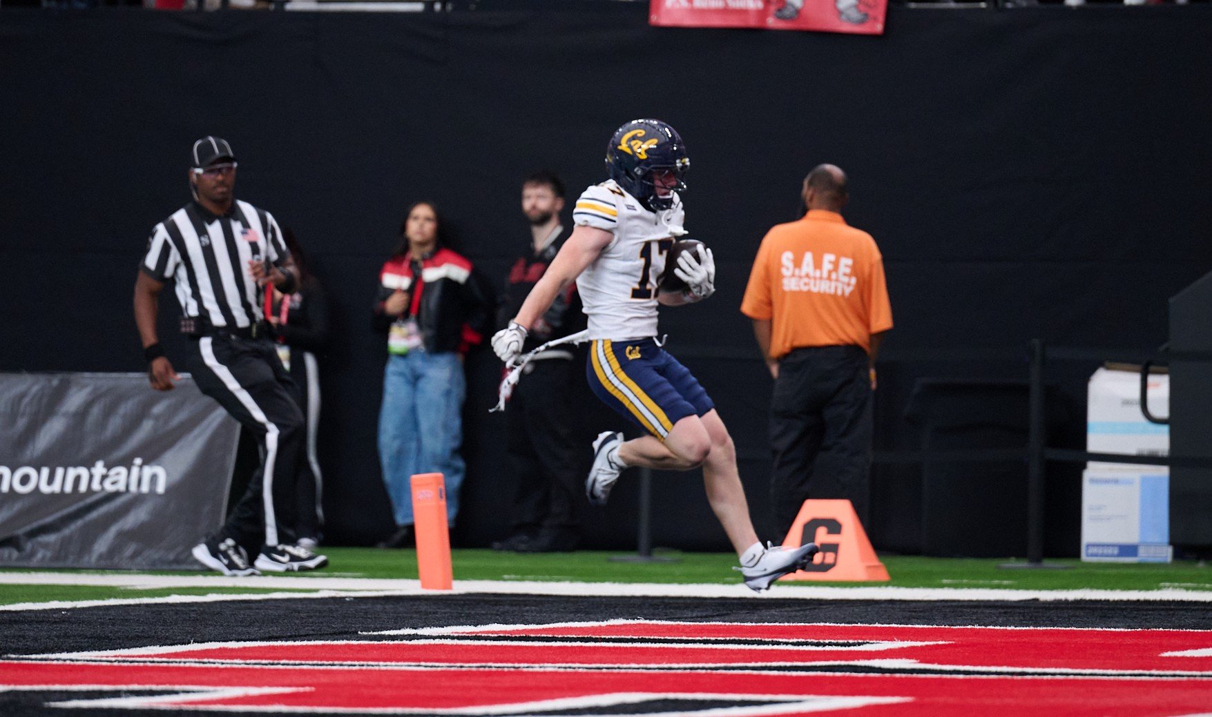 10-3-26_California Golden Bears vs UNLV Rebels_06665.jpg