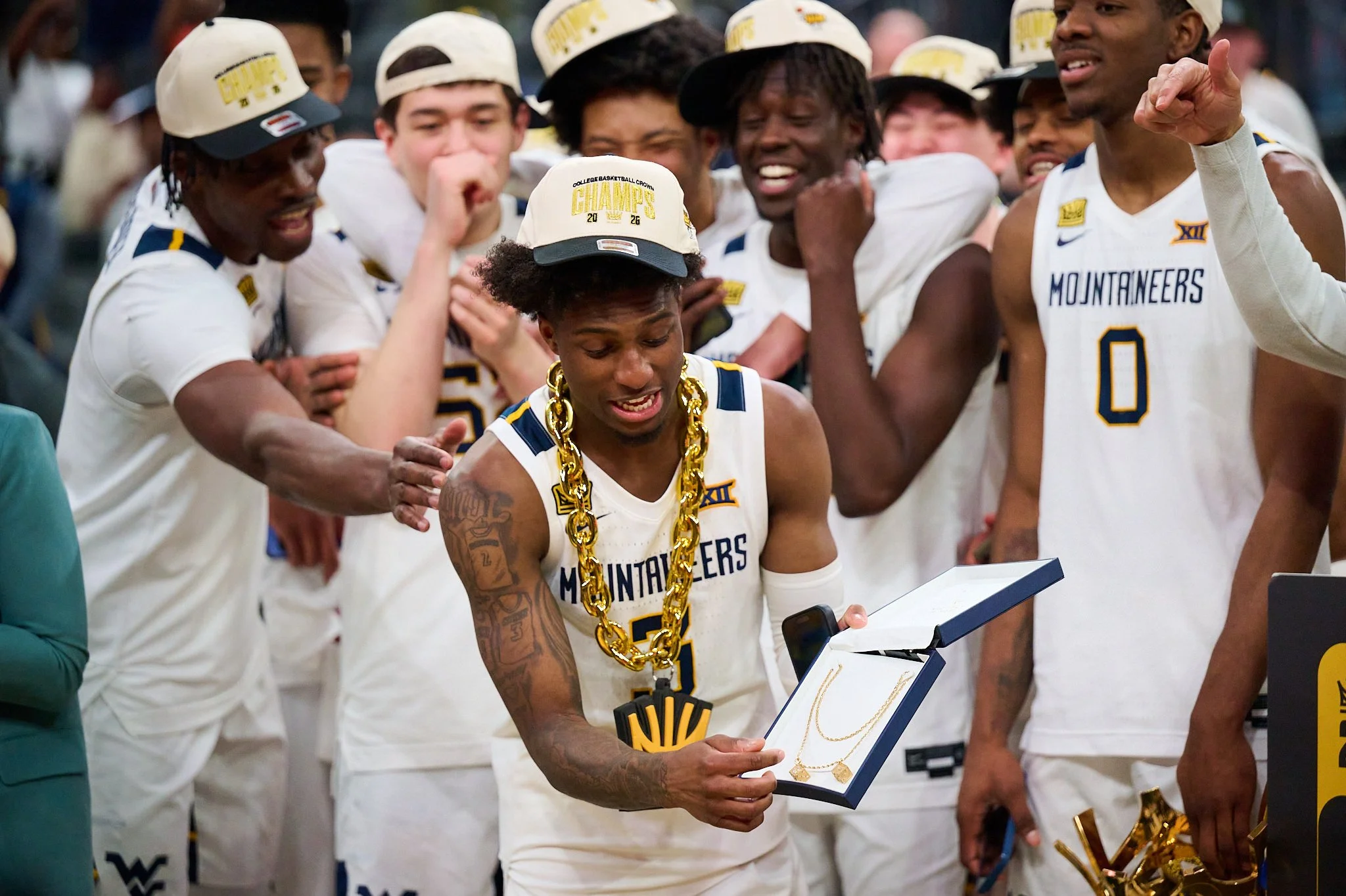 Oklahoma Sooners vs West Virginia Mountaineers_4-5-26_03534.jpg