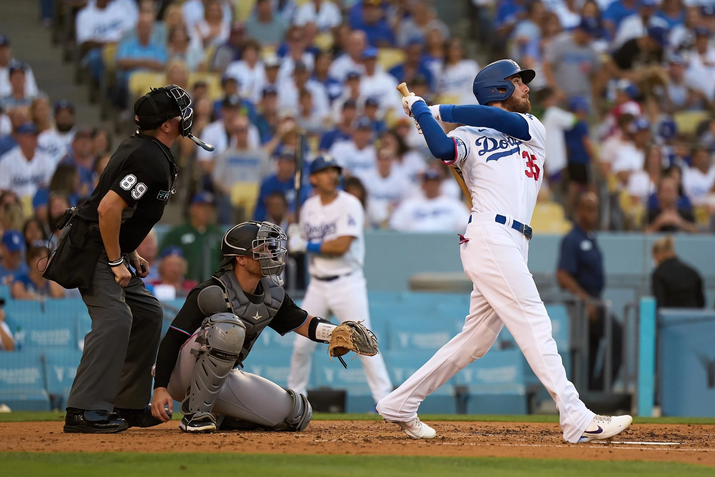 Dodgers get the sweep with a 10-3 win over Miami