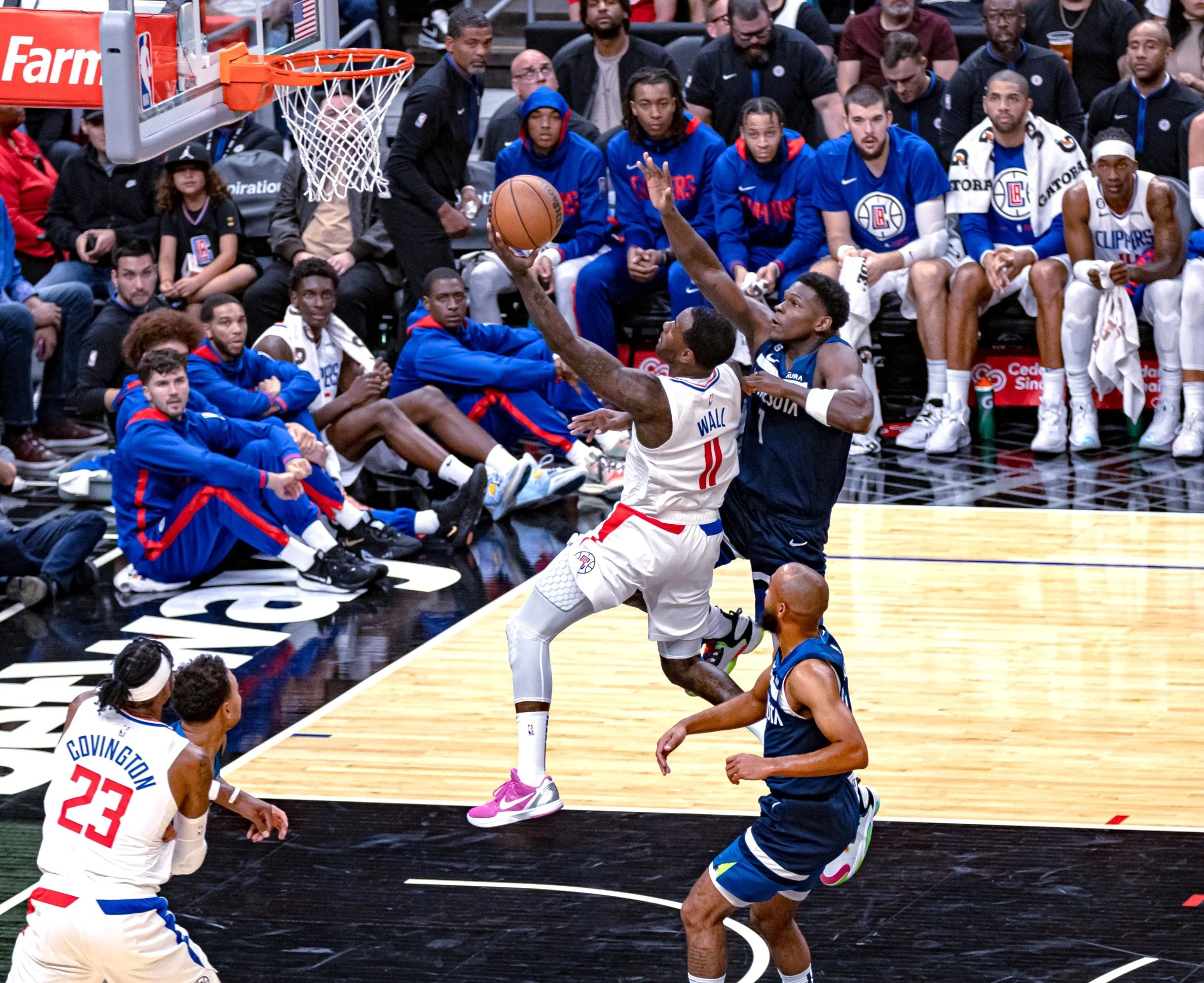 John Wall and the Clippers lose 119-117 to Timberwolves