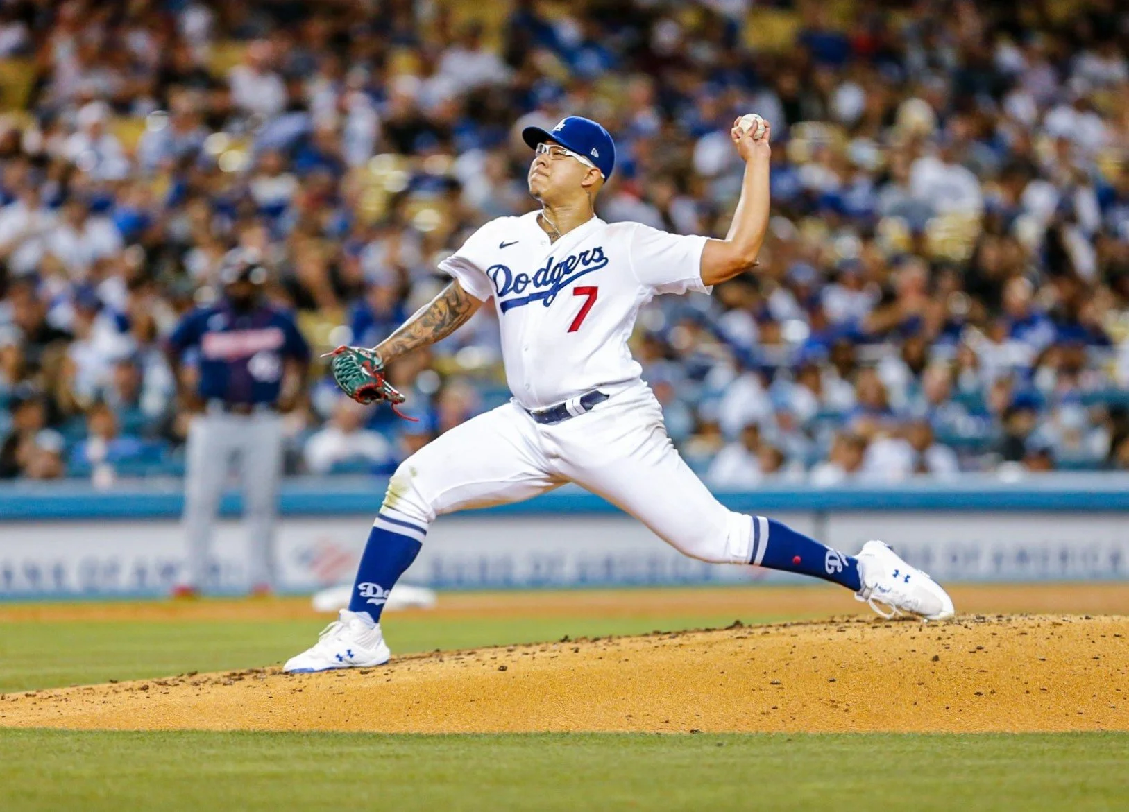 Dodgers' winning streak hits nine games with a win over Minnesota