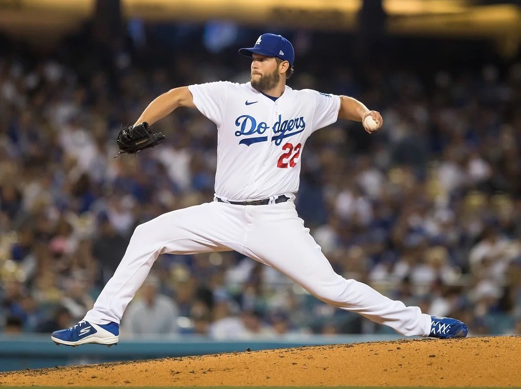 Cleveland beat Kershaw and the Dodgers 2-1 in Series Opener