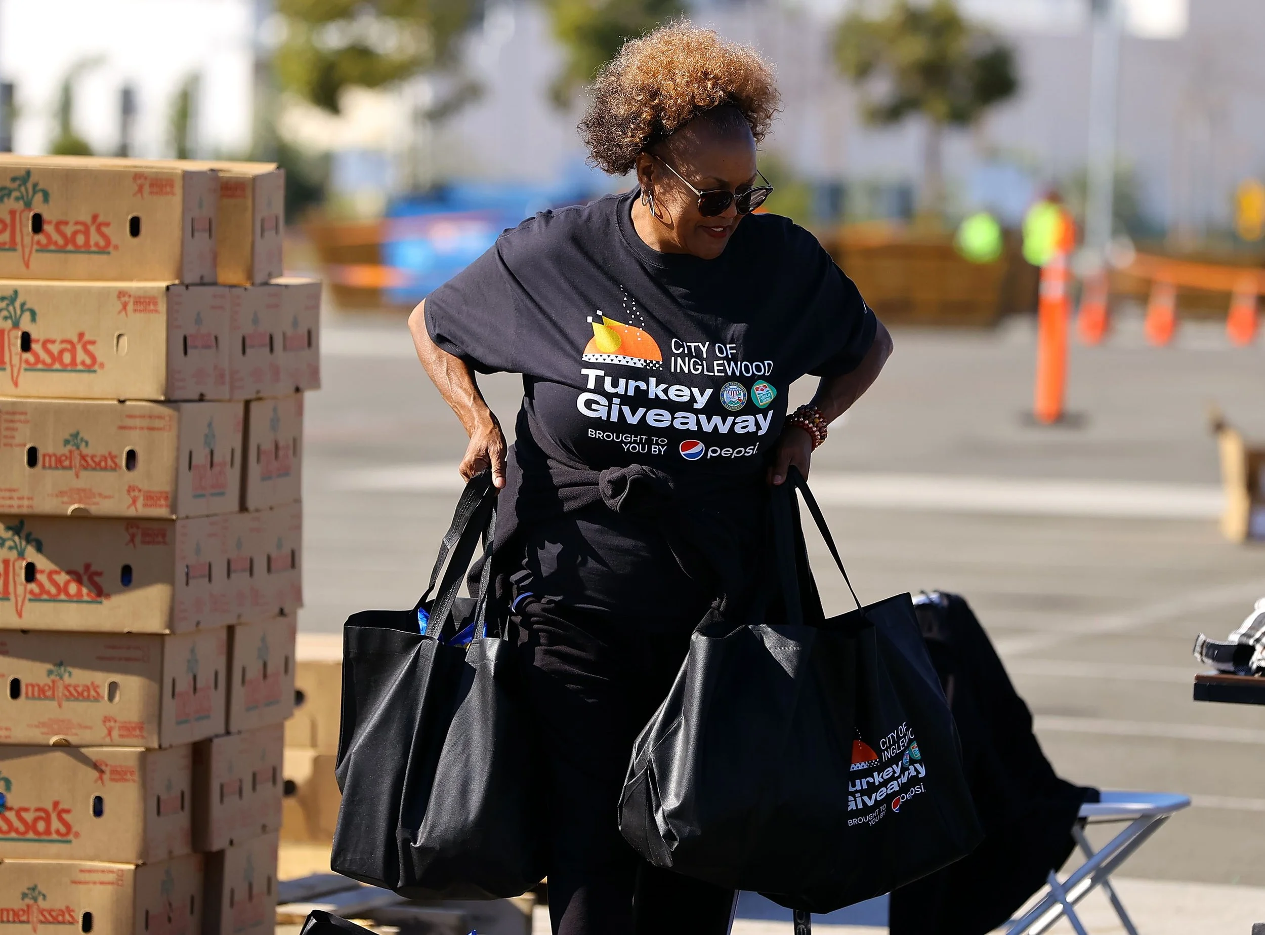 Hollywood Park Hosted The City Of Inglewood’s 8th Annual Turkey Giveaway