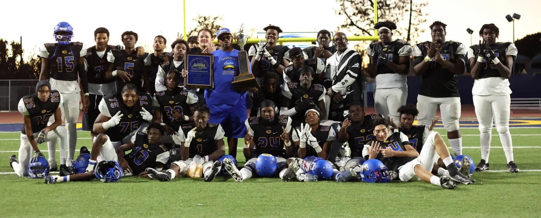 City Section Division III Championship: Crenshaw Cougars @ Los Angeles Wilson Mules