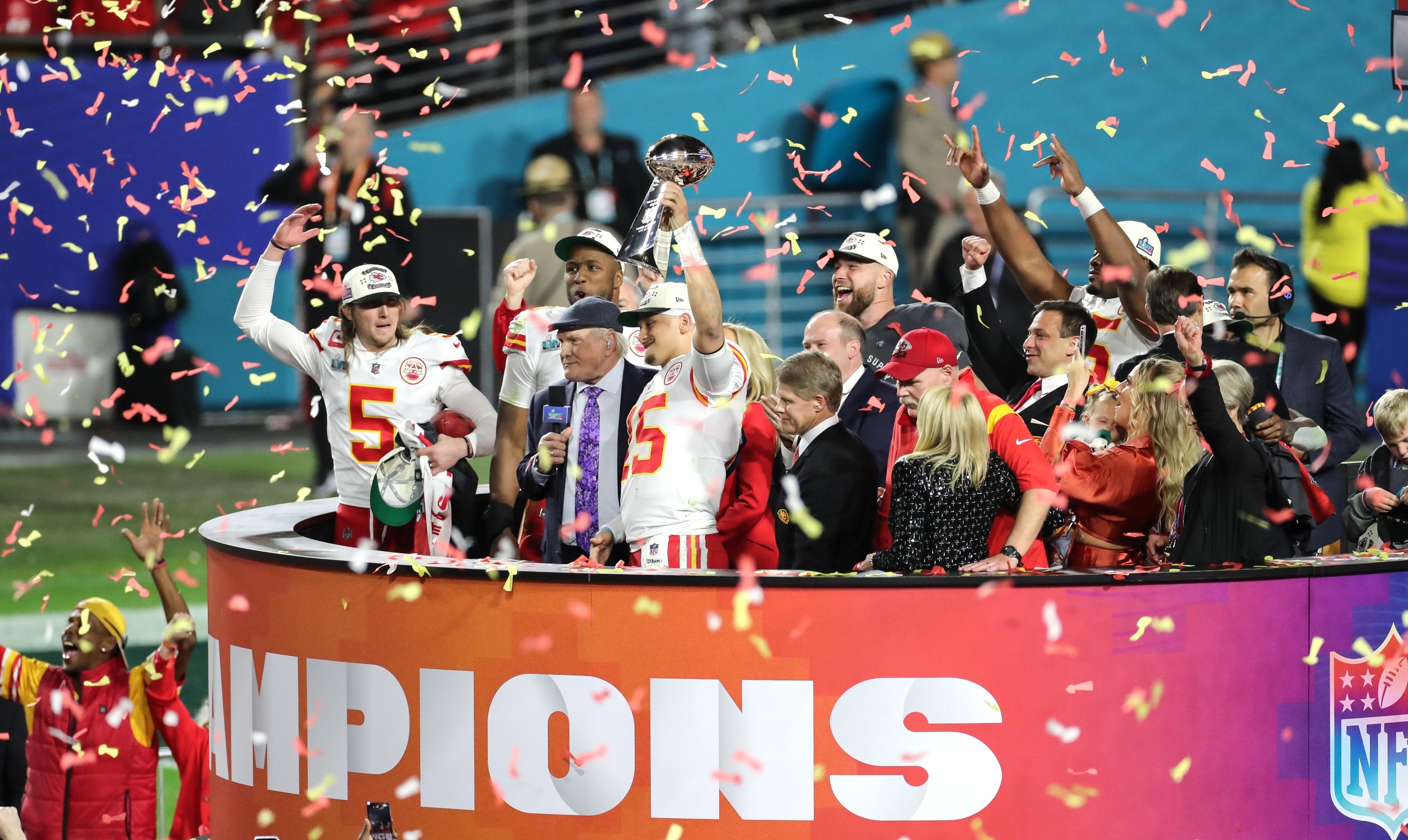 Patrick Mahomes and the Kansas City Chiefs beat the Philadelphia Eagles in a thriller 38-35