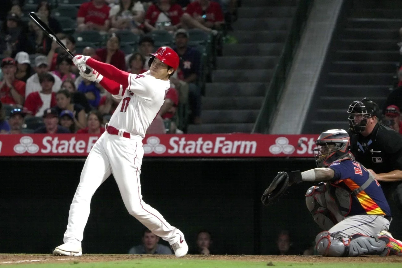 Angels top Astros 13-12 in electrifying comeback