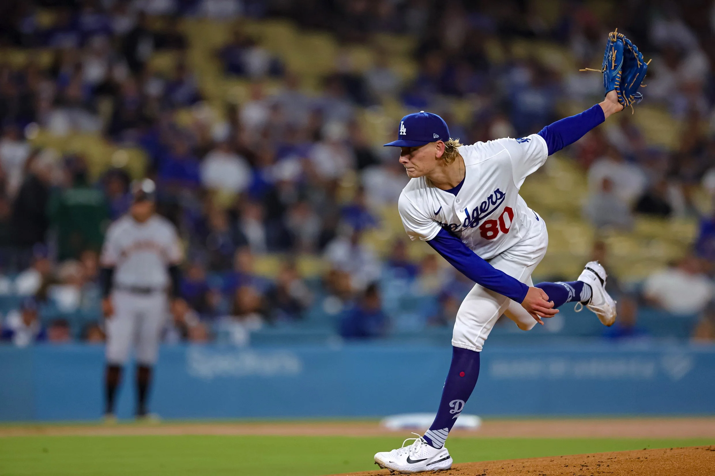 Emmet Sheehan shines for the Dodgers after beating the Giants 7-2