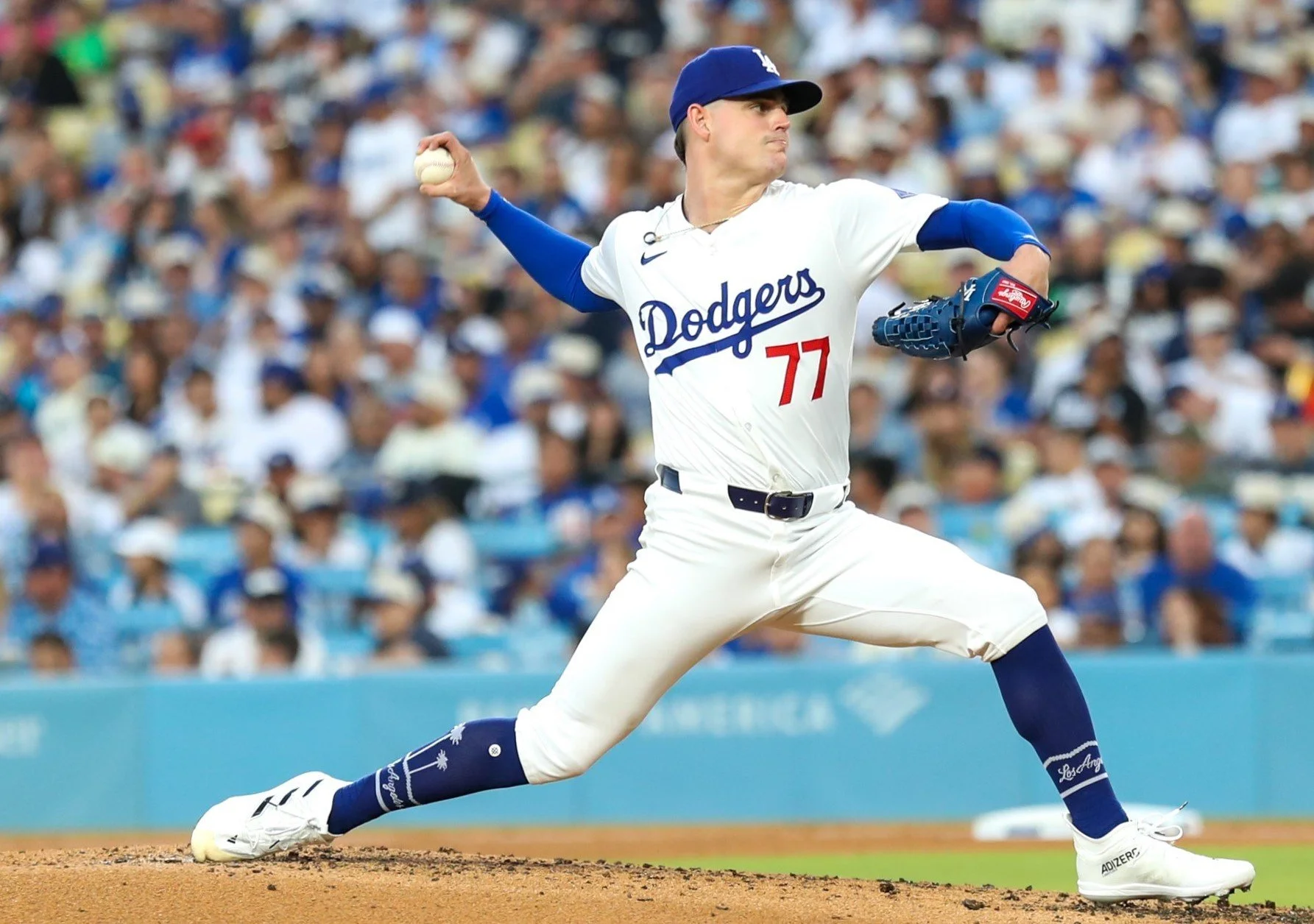 Rookie River Ryan and Teoscar Hernandez help the Dodgers beat the Giants 3-2