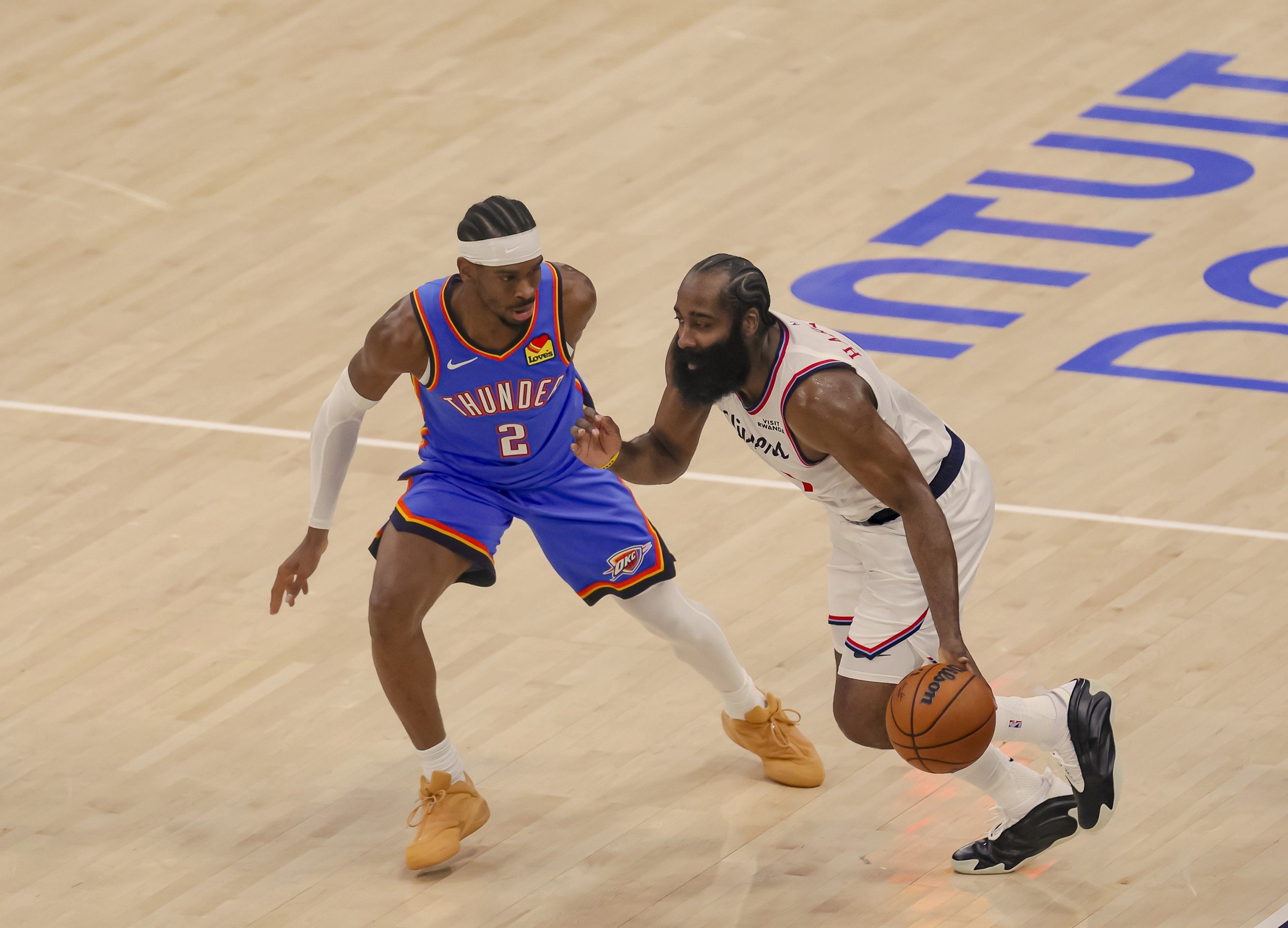 The Clippers early momentum stalls in home loss to the Thunder