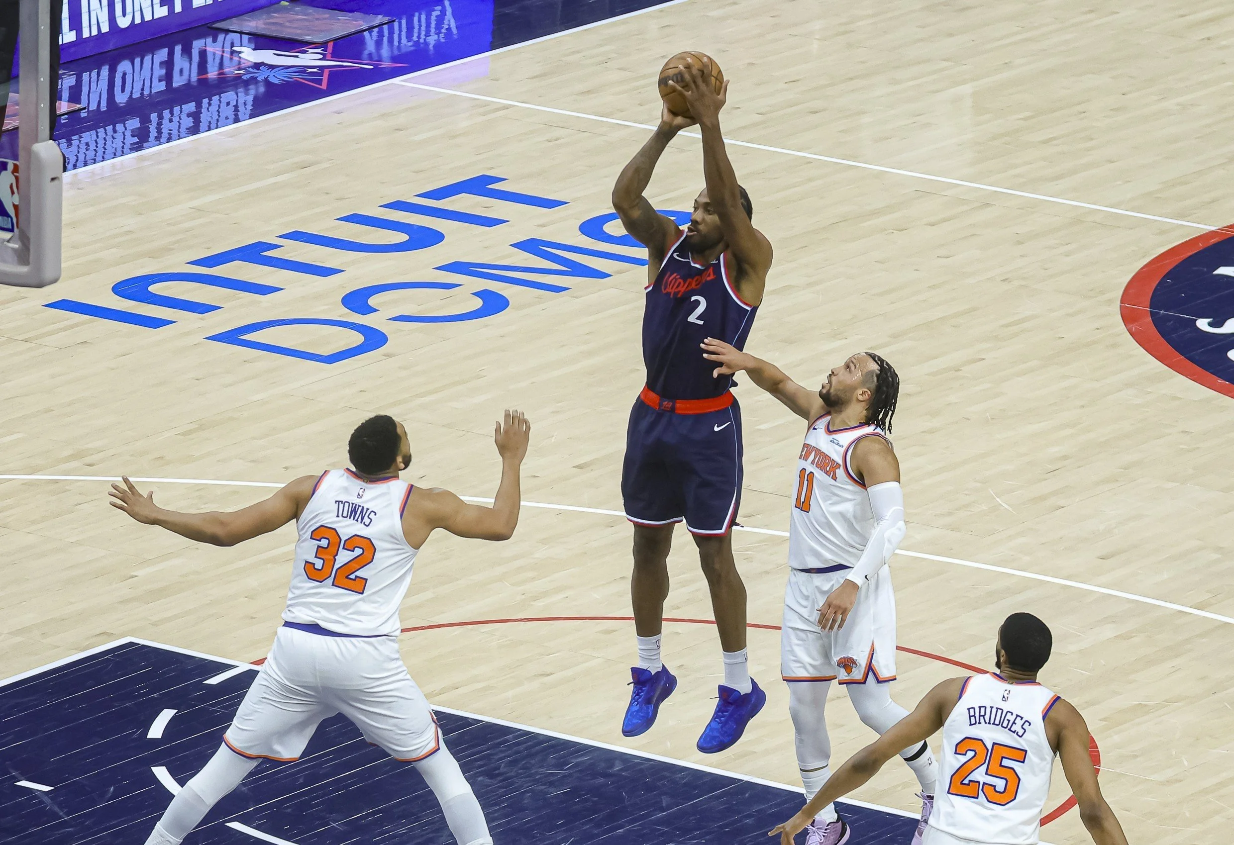 The Clippers Back to .500 After Outlasting Knicks in High-Scoring Duel