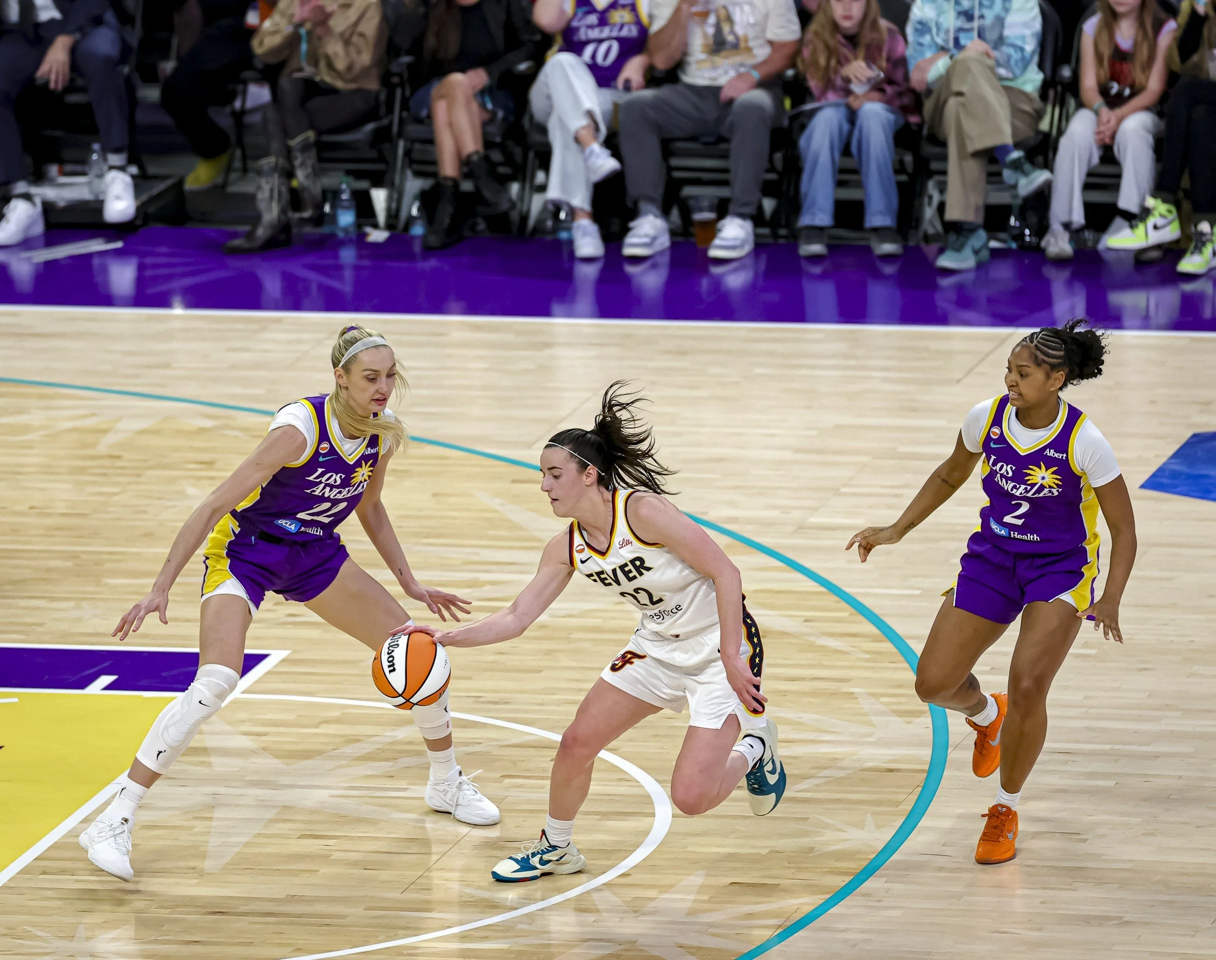 The Sparks’ defense couldn’t slow down Caitlin Clark and the Fever and loss 87-78