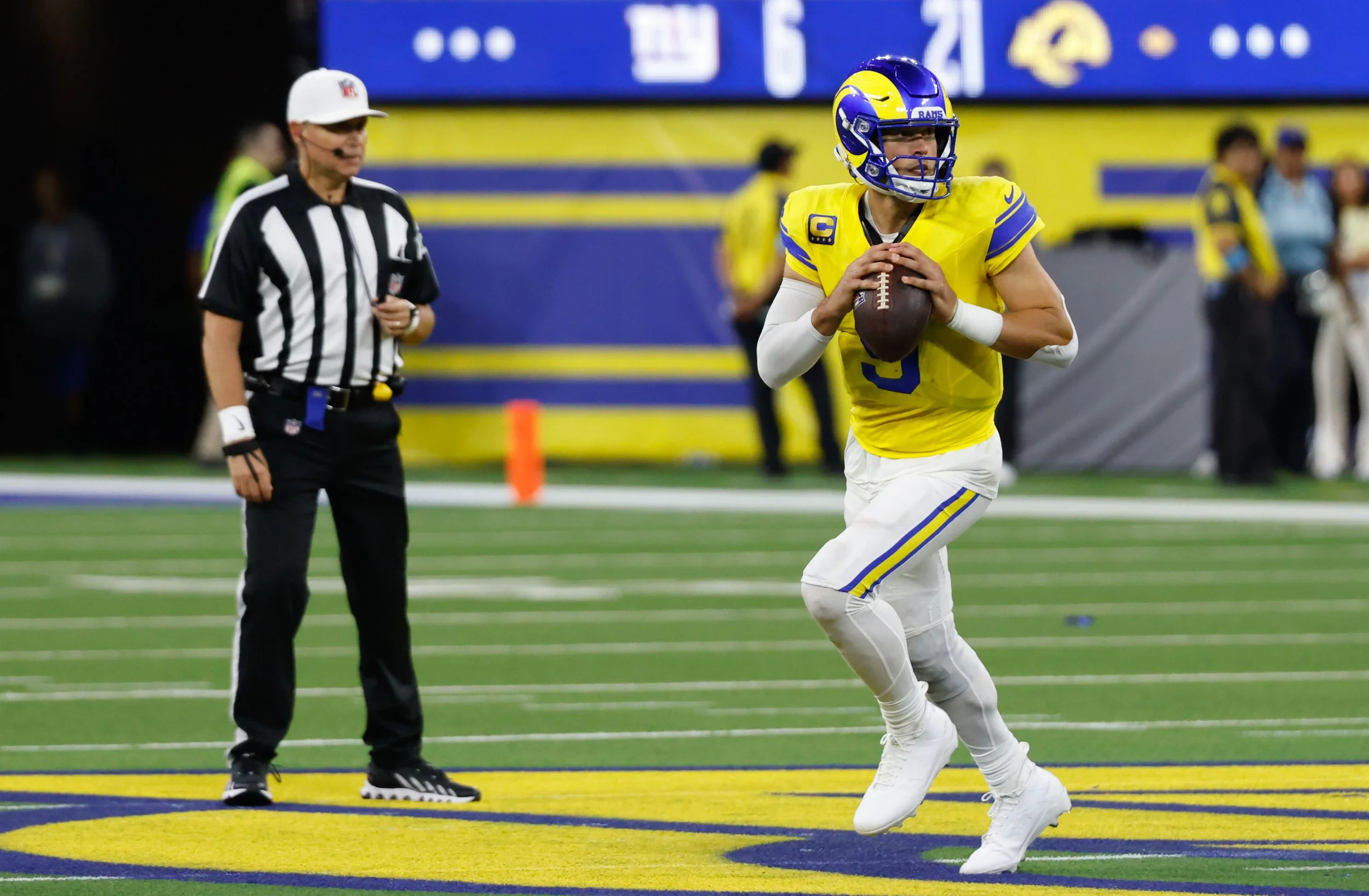 Matthew Stafford and Davante Adams shine in the Rams’28-6 win over the Giants