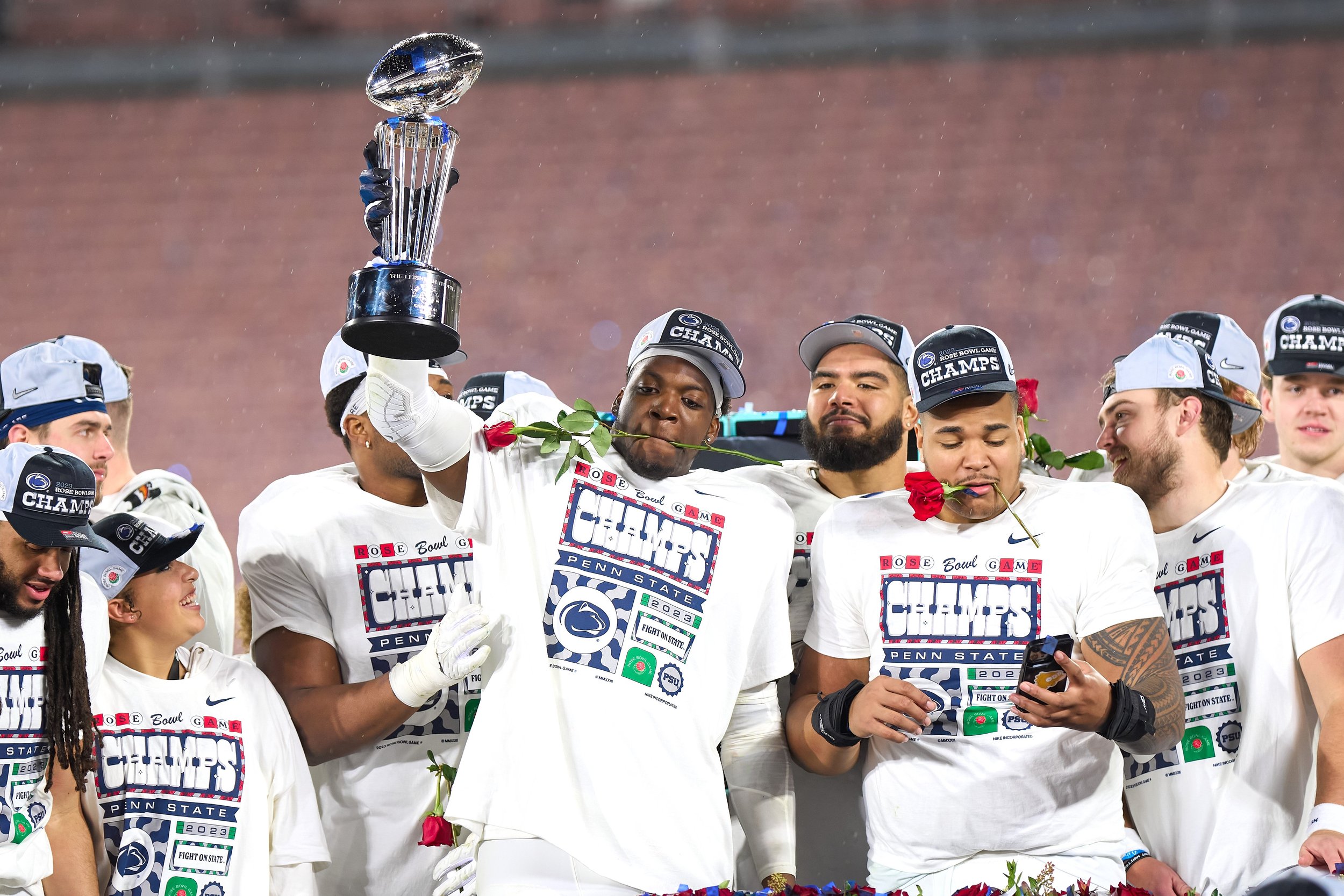 Rose Bowl 3310 1 by Jared Dubose.jpg