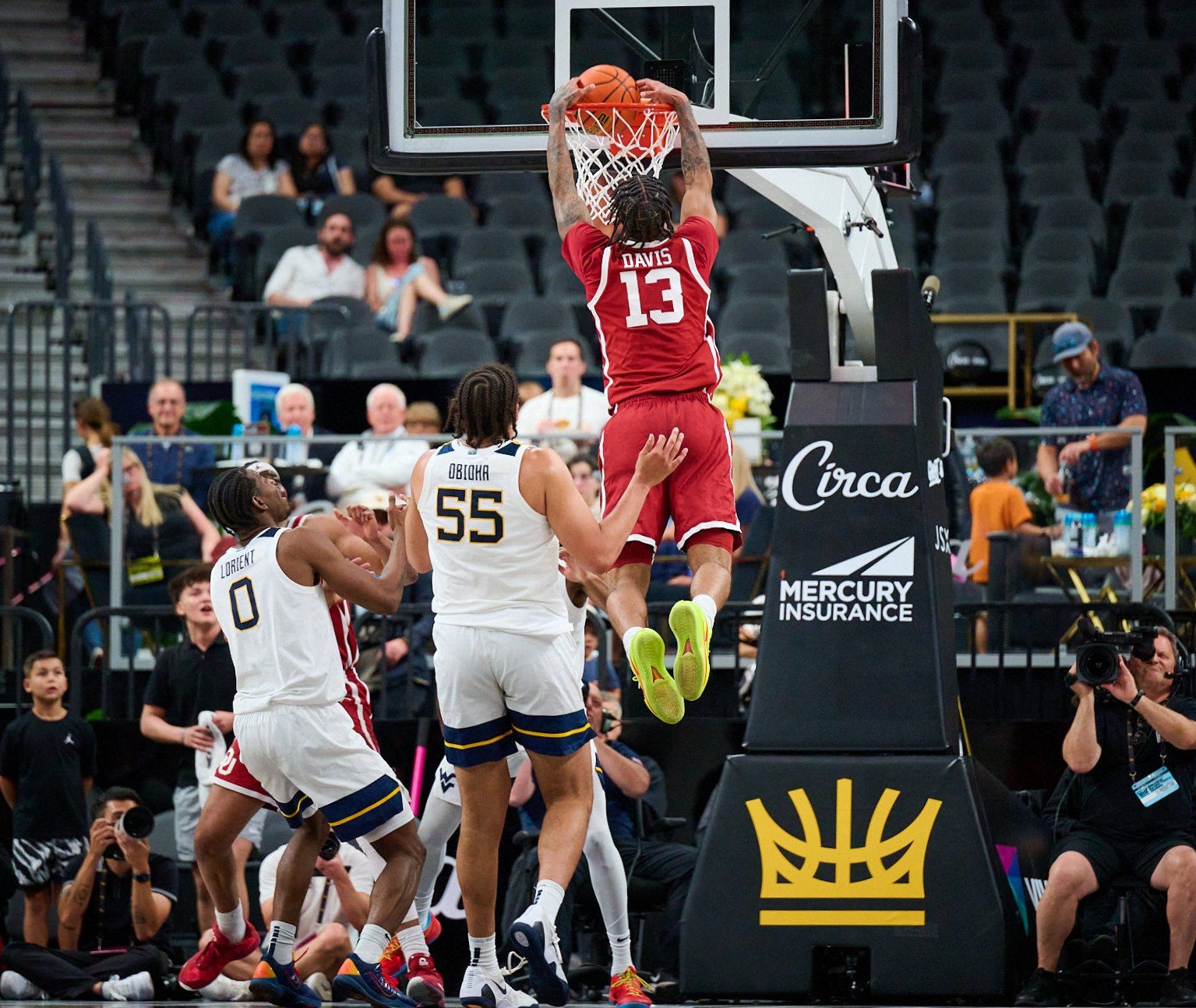 Oklahoma Sooners vs West Virginia Mountaineers_4-5-26_02911.jpg