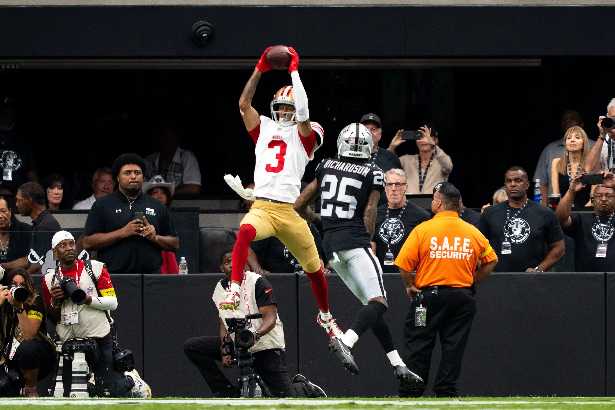 Raiders 49ers pre season-08539.jpg