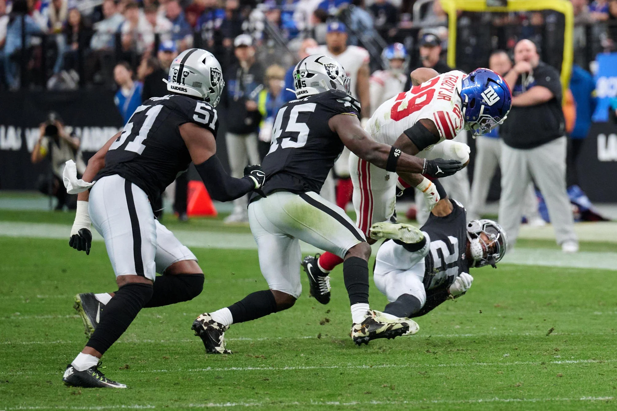 New York Giants vs Las Vegas Raiders_12-28-25_03464.jpg