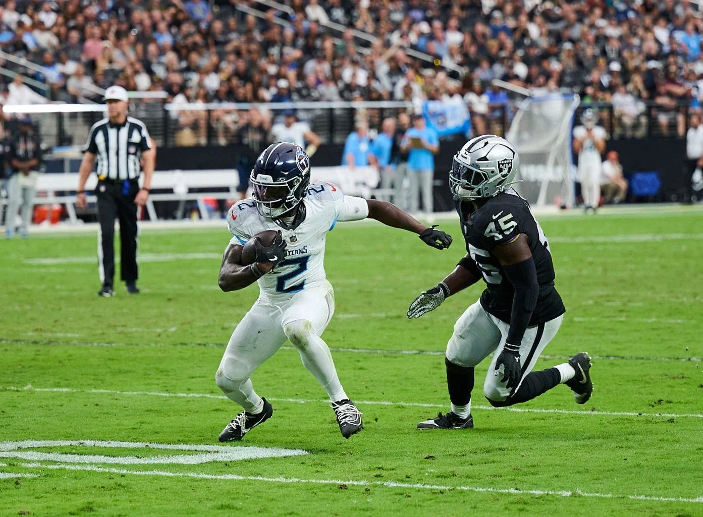 Tennessee Titans vs Las Vegas Raiders_10-12-25_04412.jpg