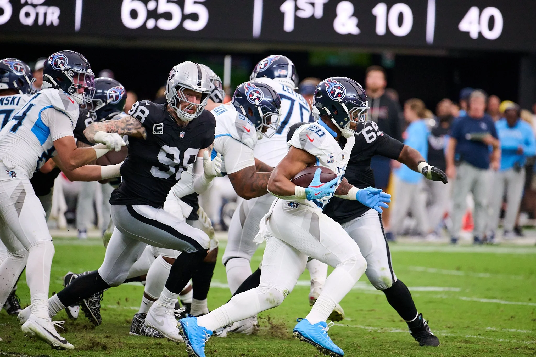 Tennessee Titans vs Las Vegas Raiders_10-12-25_01390.jpg