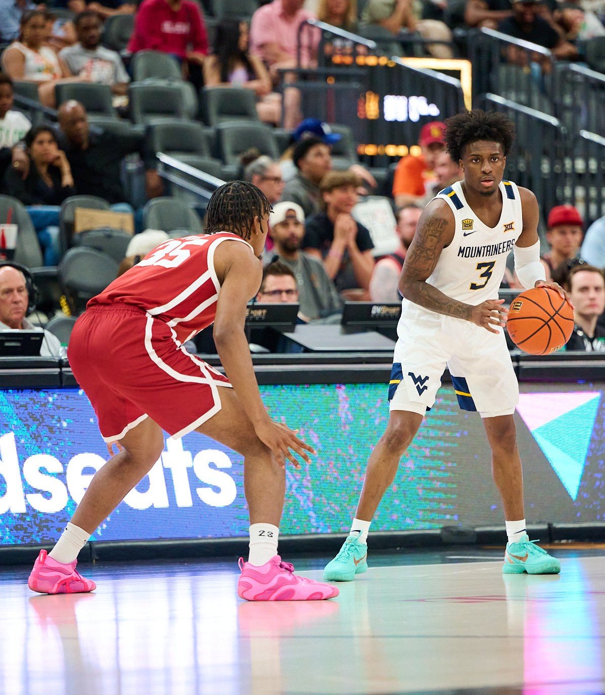 Oklahoma Sooners vs West Virginia Mountaineers_4-5-26_01798.jpg