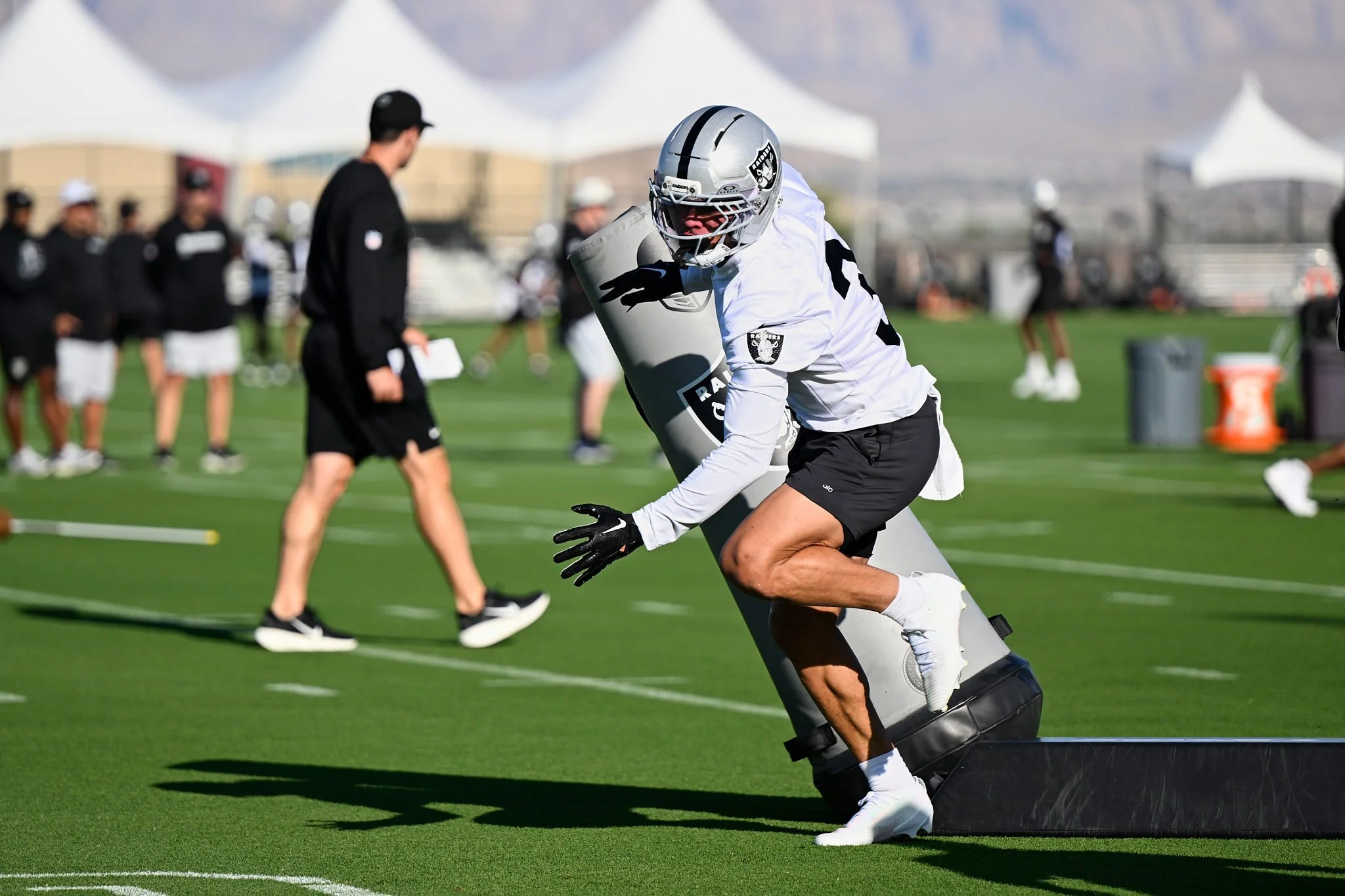 7-29-26_RaidersTrainingCamp_1351.jpg