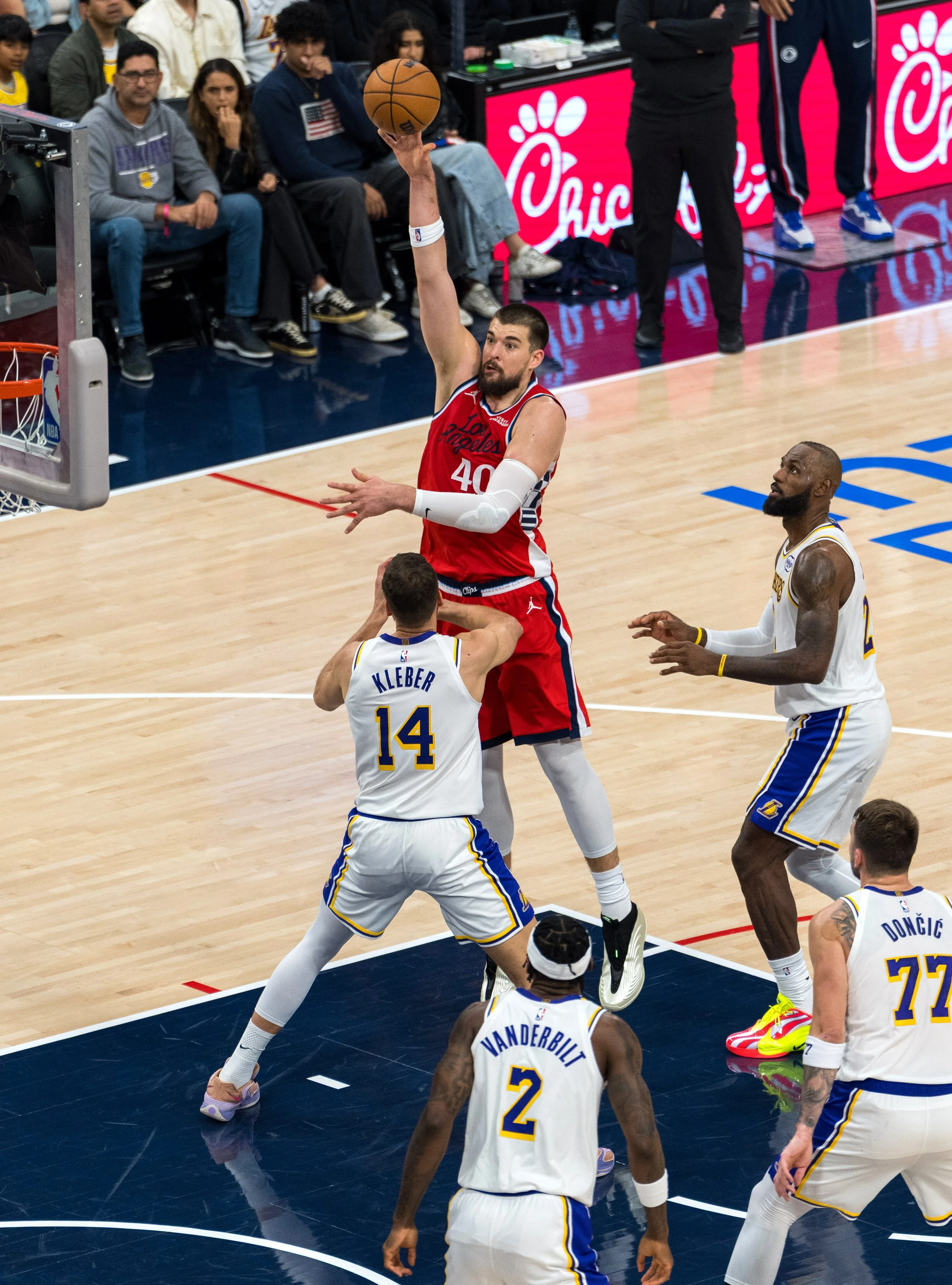 clippers lakers -7750.jpg