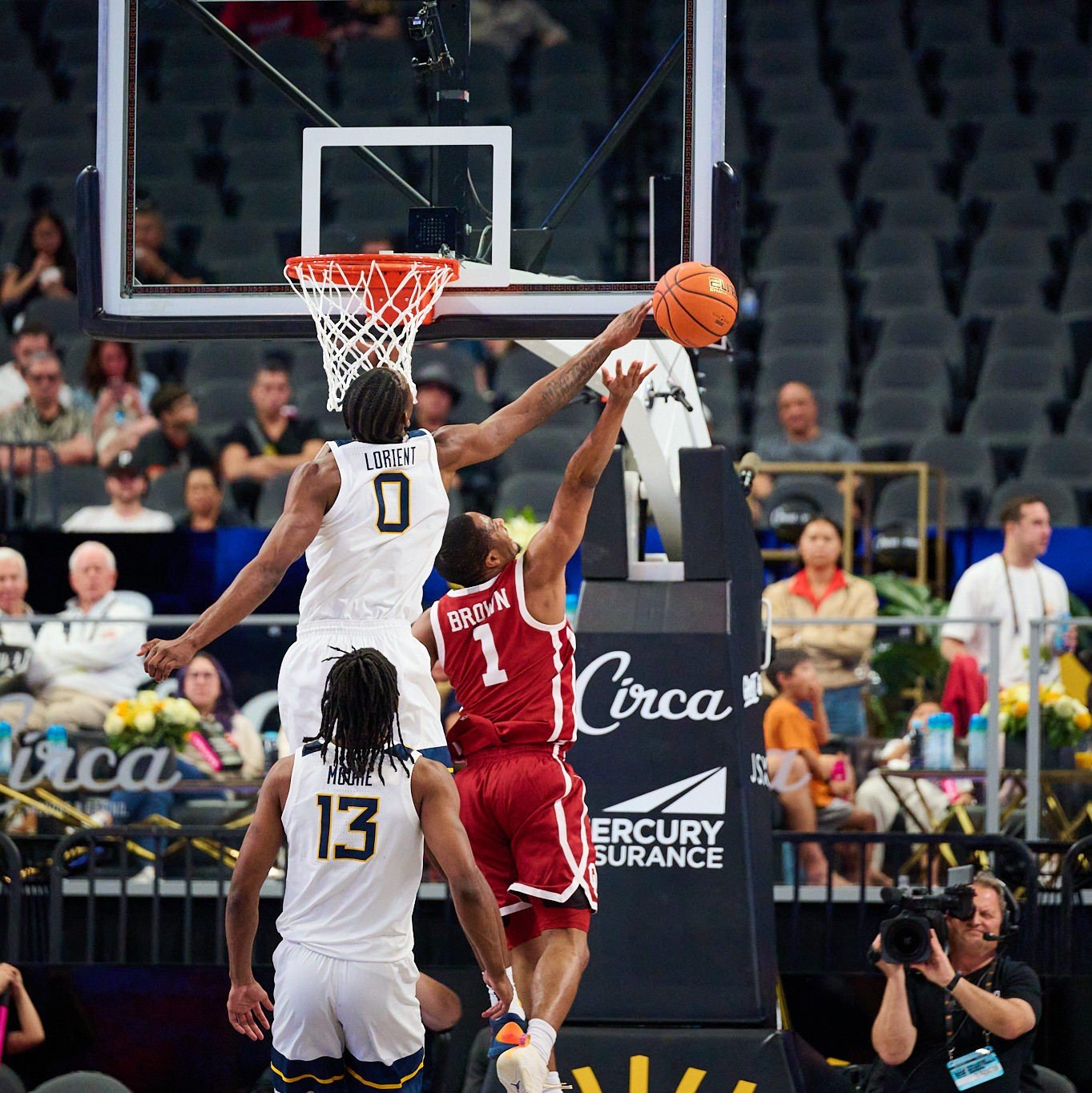 Oklahoma Sooners vs West Virginia Mountaineers_4-5-26_02145.jpg