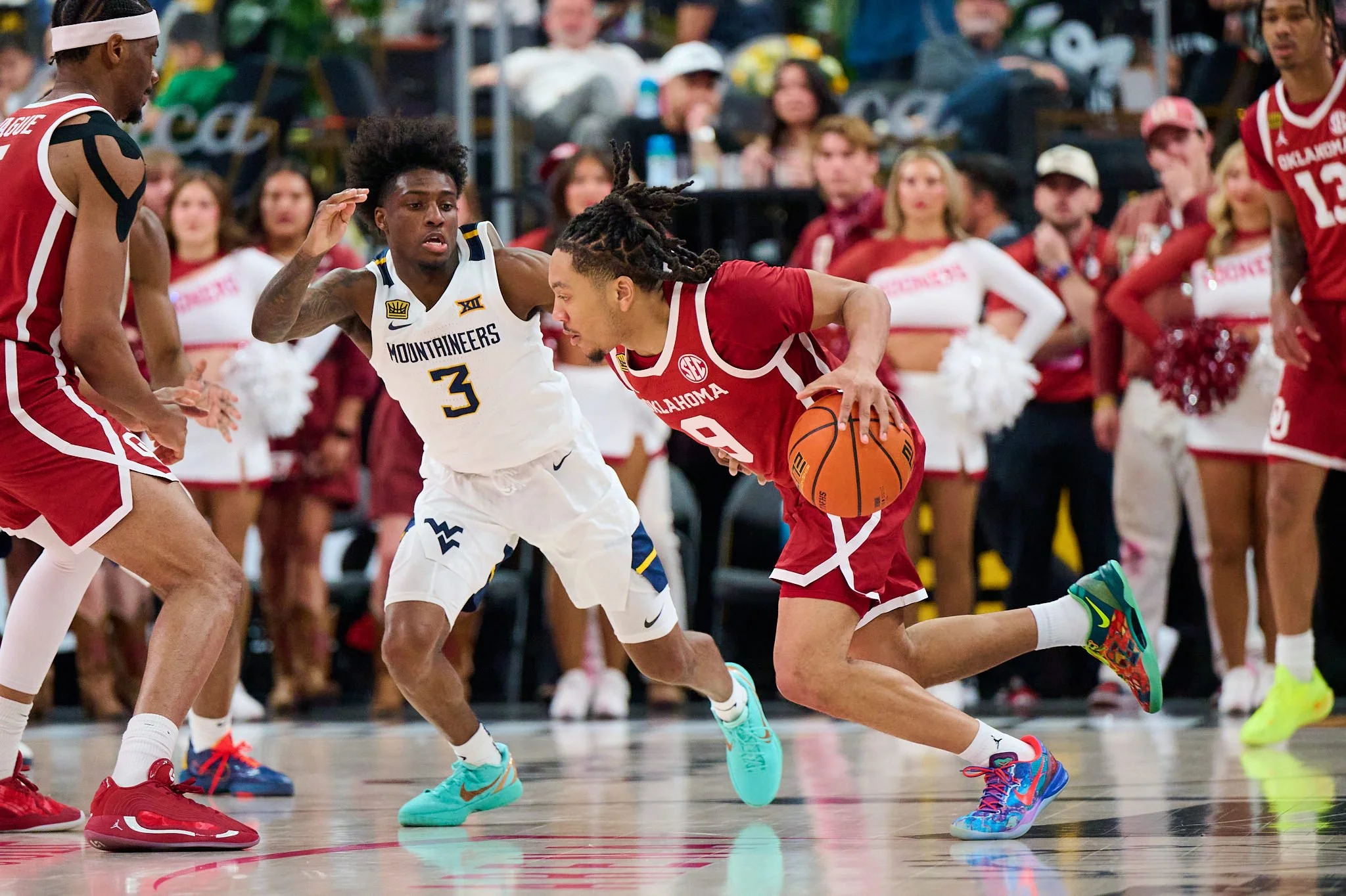 Oklahoma Sooners vs West Virginia Mountaineers_4-5-26_02276.jpg