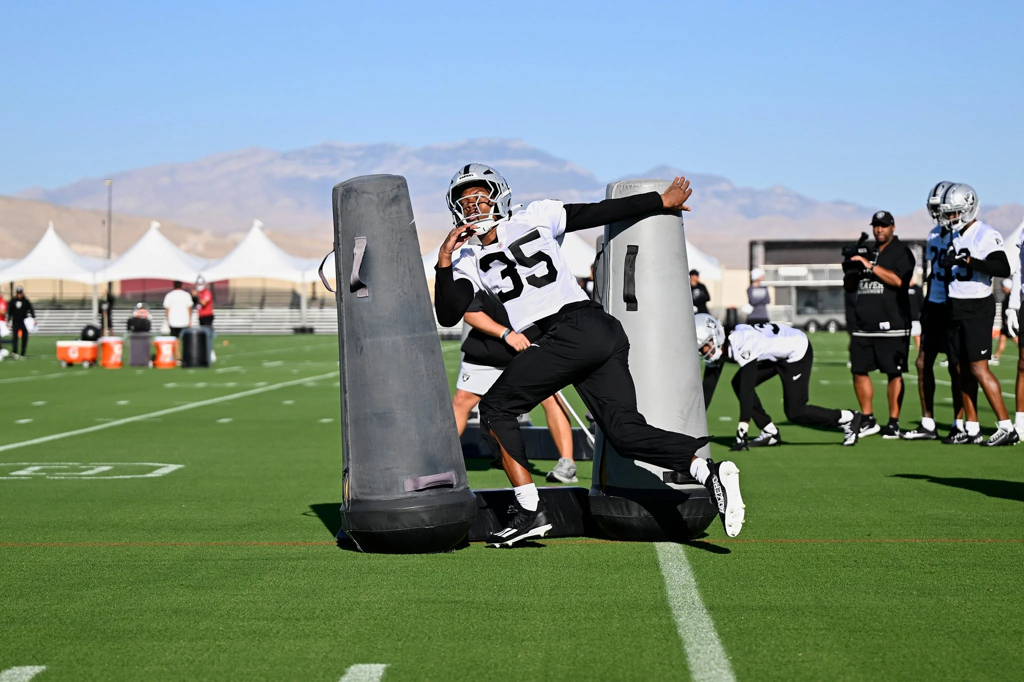 7-29-26_RaidersTrainingCamp_1218.jpg