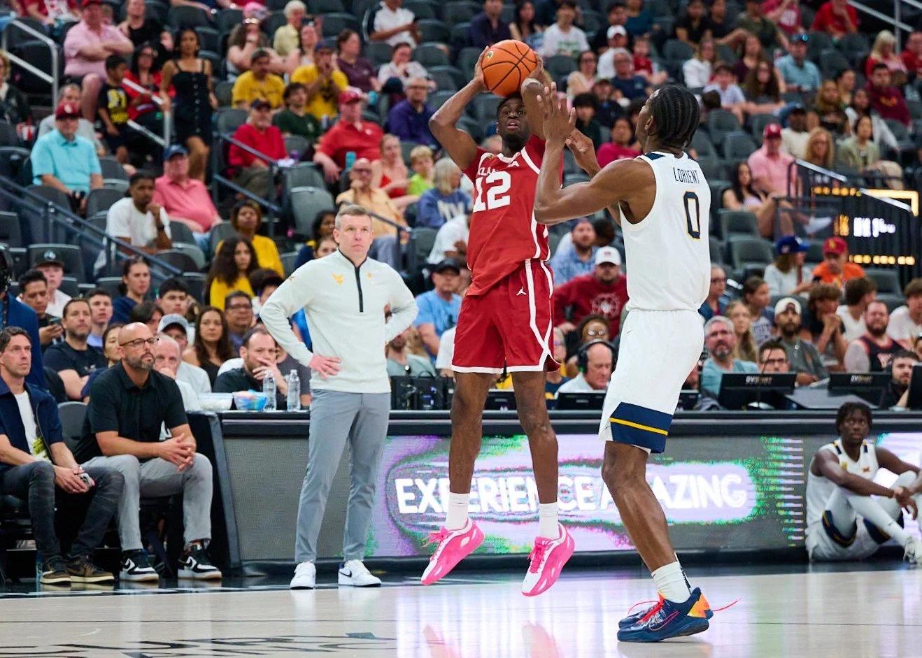 Oklahoma Sooners vs West Virginia Mountaineers_4-5-26_01178.jpg