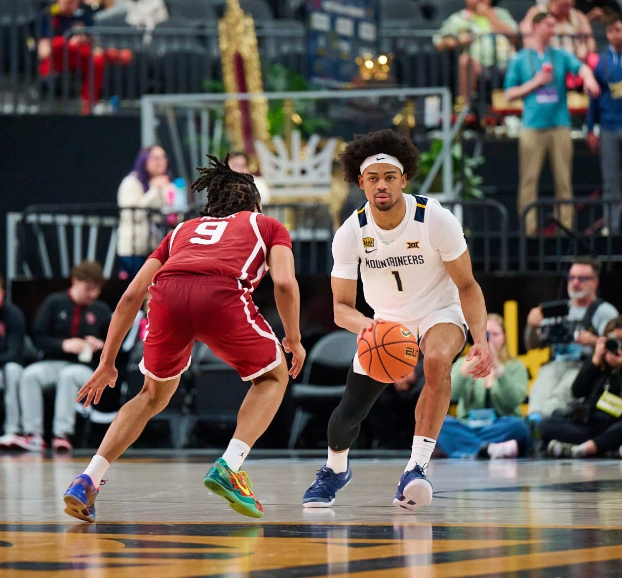 Oklahoma Sooners vs West Virginia Mountaineers_4-5-26_01936.jpg