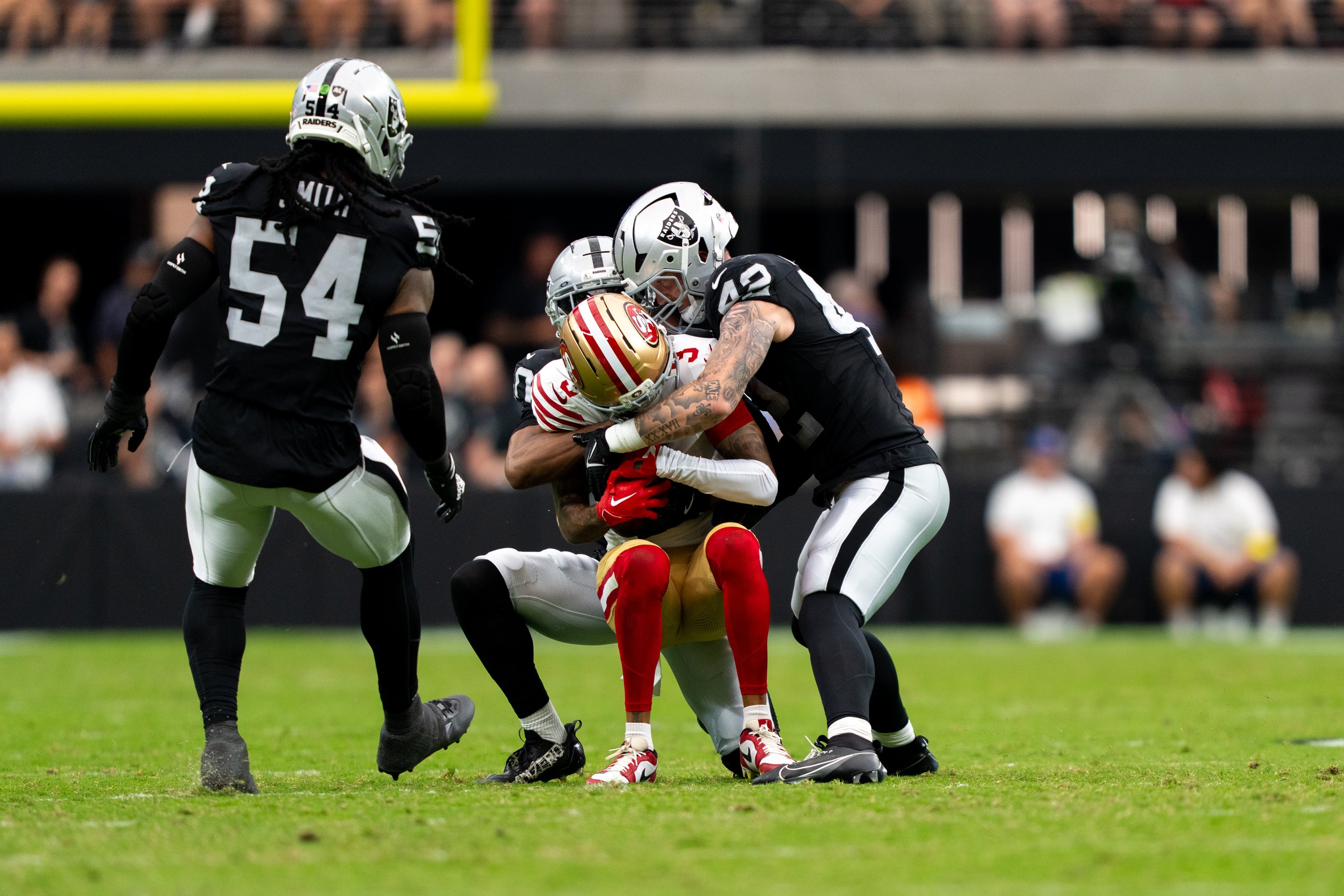 Raiders 49ers pre season-08399.jpg