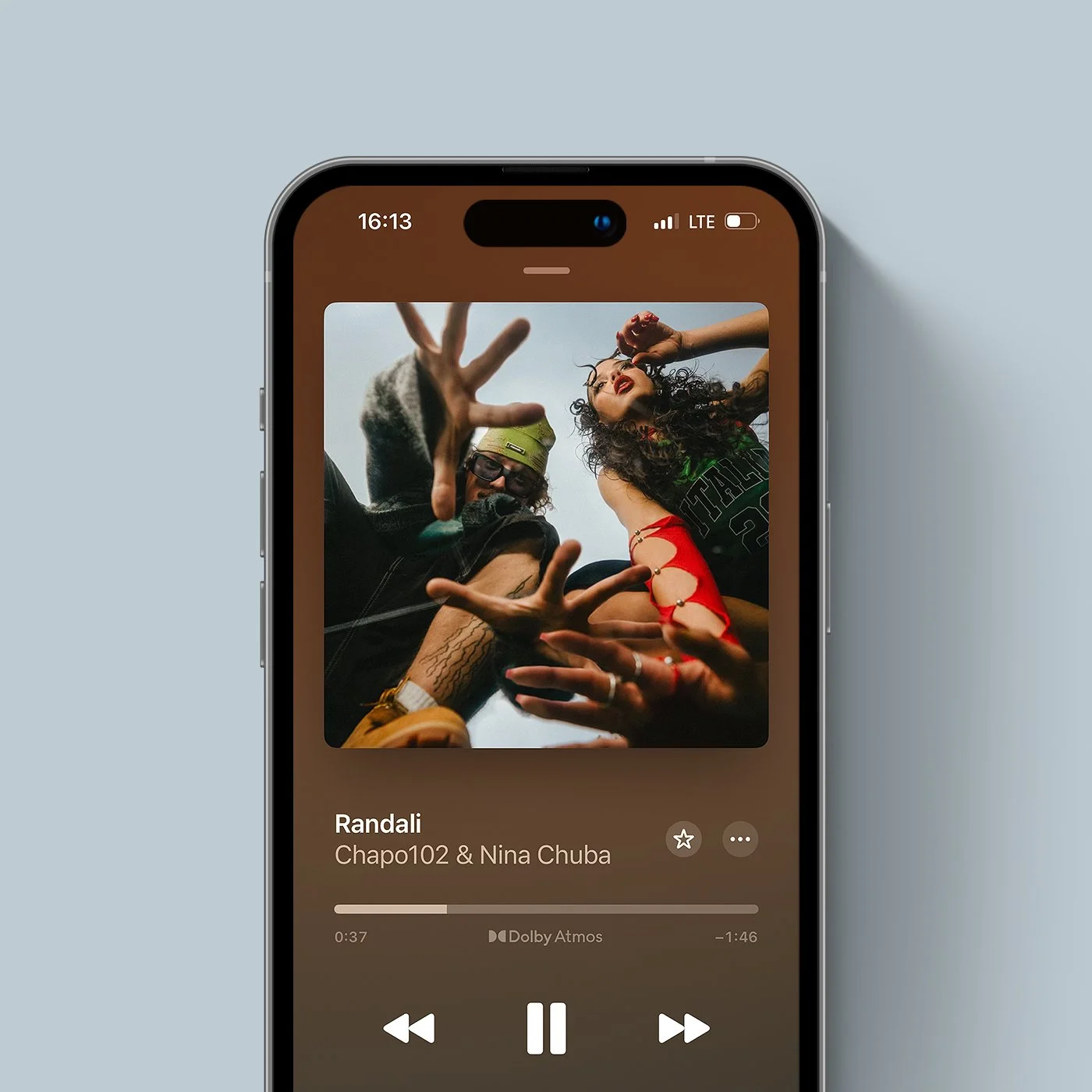 NinaChuba_Iphone_MockUp_005.jpg