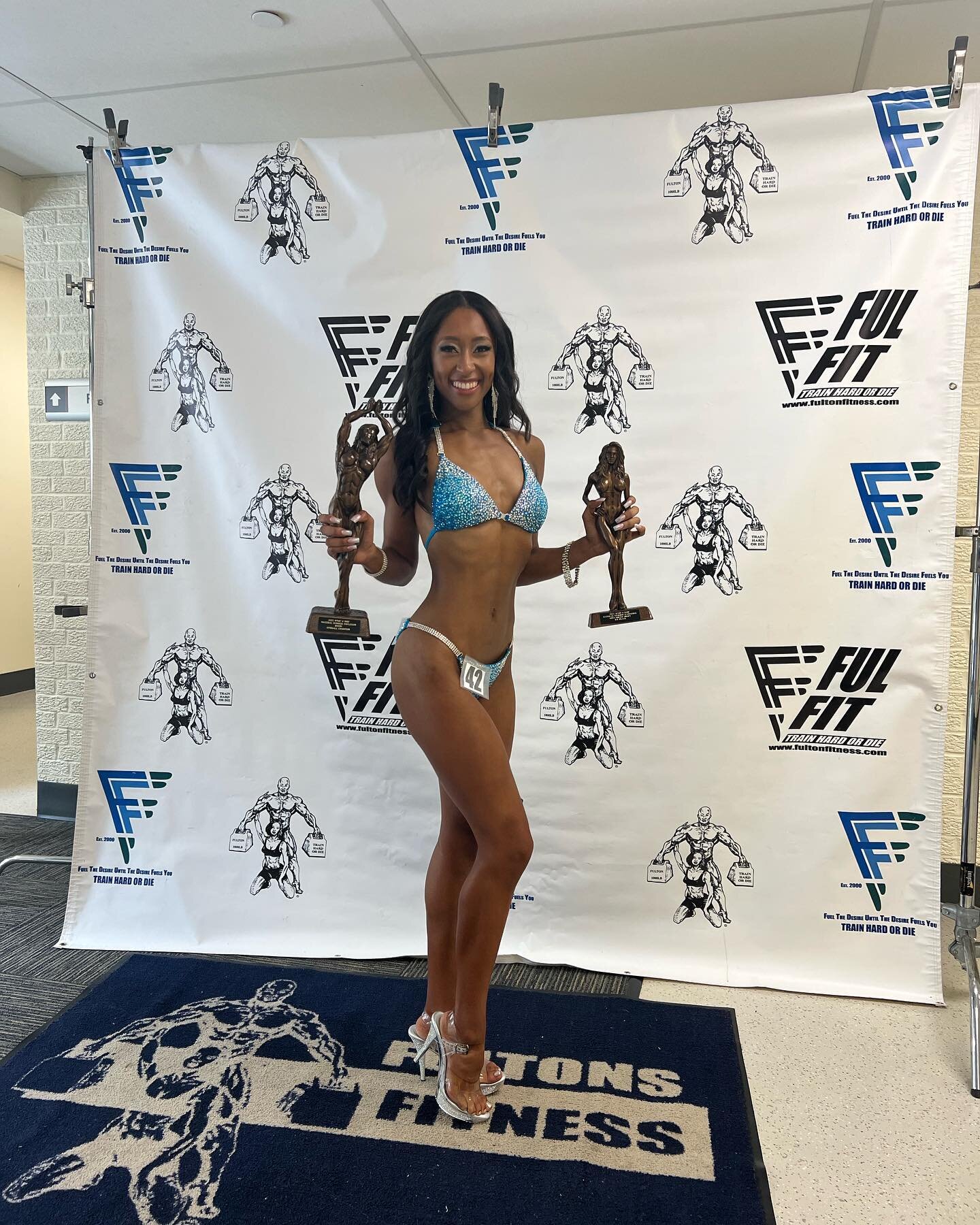 1st place overall winner!!!!

Thank you to my parents, brilliant trainer @livingholisticallywell , and everyone else who supported me🤍

Hair: @katherine_hair312 
Extensions: @metayerhair 
Makeup: @gtavzglam 
Tan: @metro_beauty_lounge_llc 
Bikini: @a